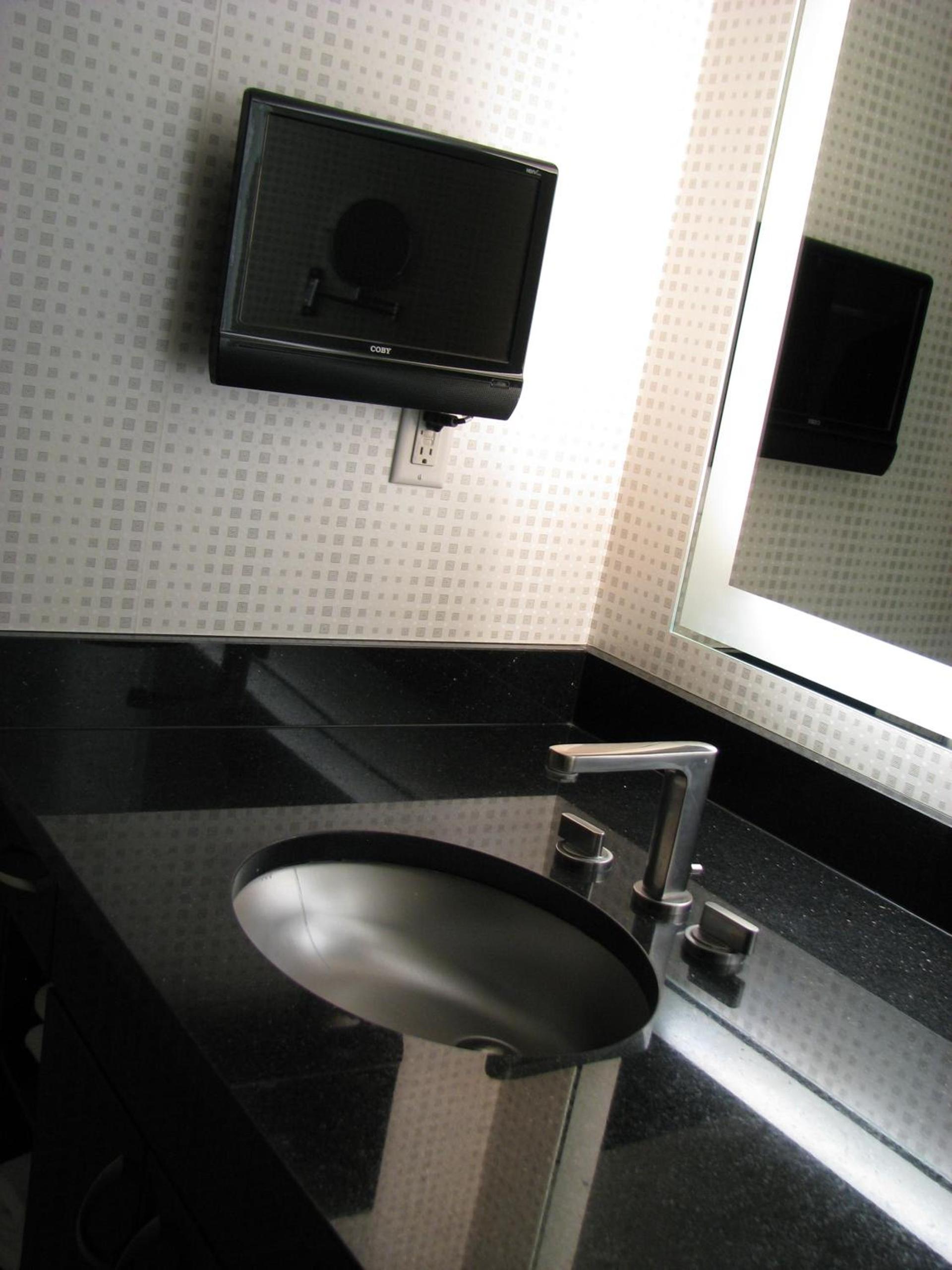 Suites at Elara Las Vegas Center Strip-No Resort Fees photo 33