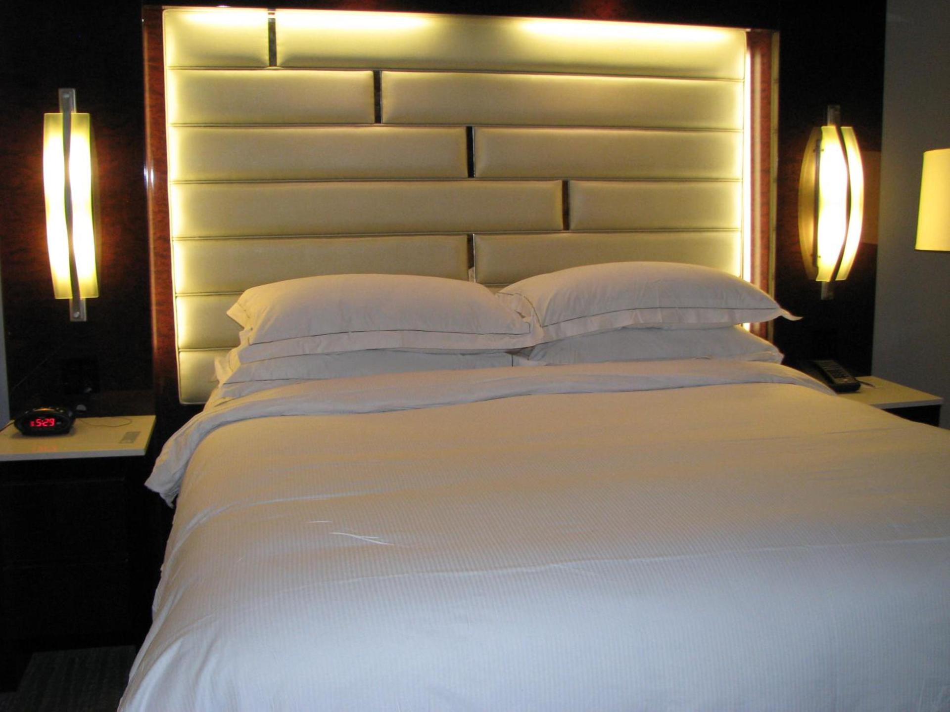 Suites at Elara Las Vegas Center Strip-No Resort Fees photo 43