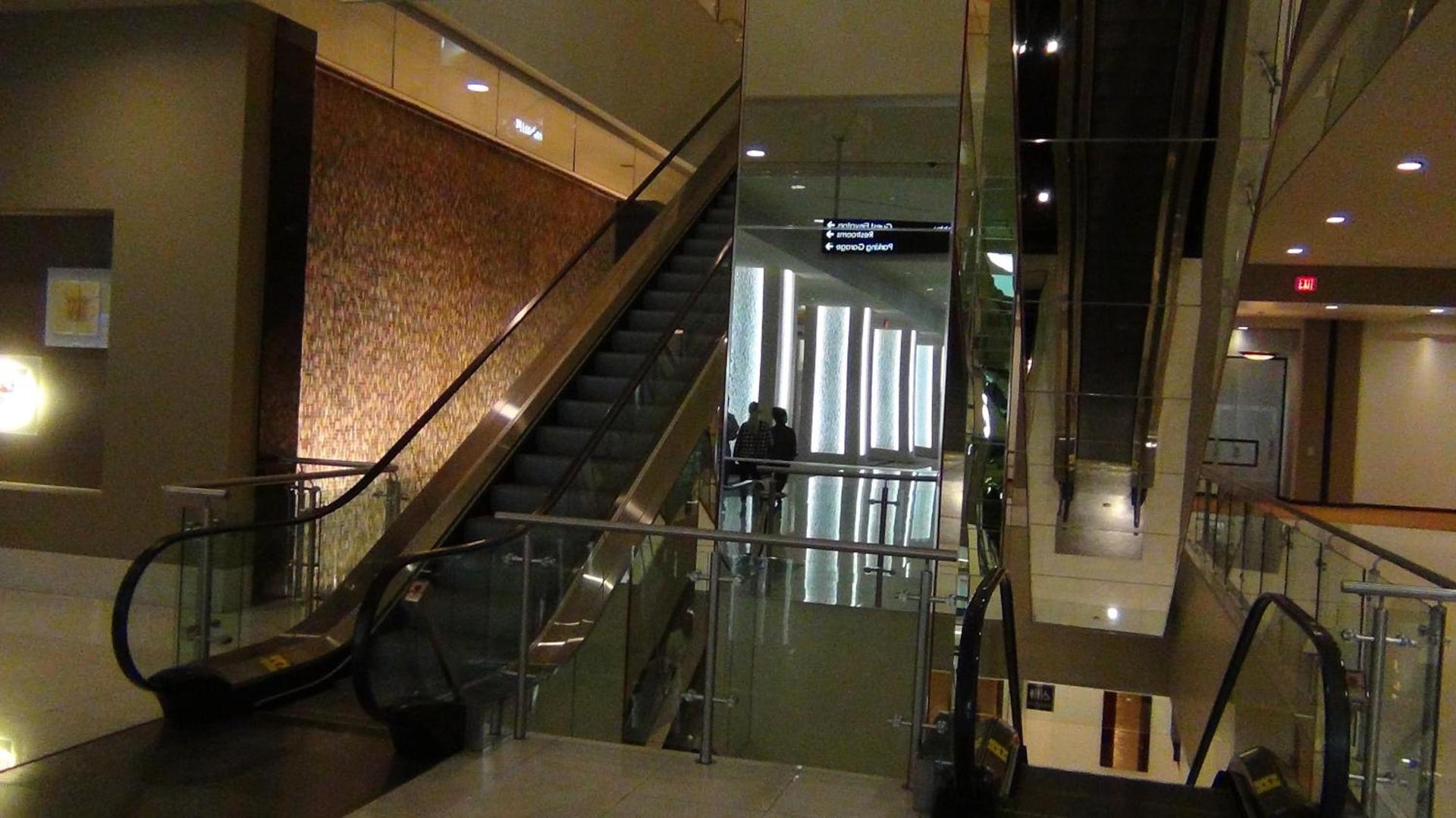 Suites at Elara Las Vegas Center Strip-No Resort Fees photo 48