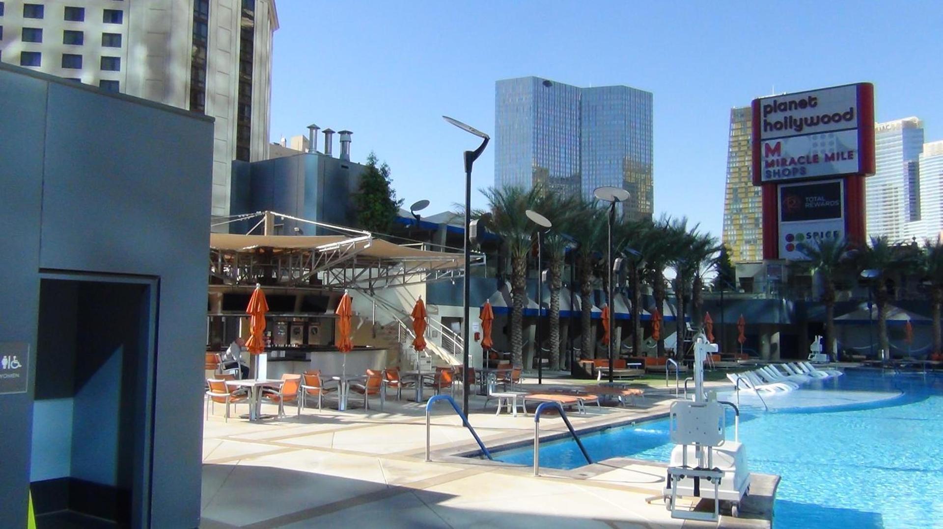 Suites at Elara Las Vegas Center Strip-No Resort Fees photo 21