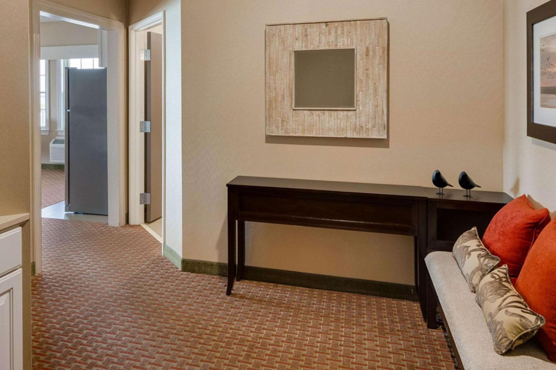 Comfort Suites Chincoteague Island Bayfront Resort photo 22