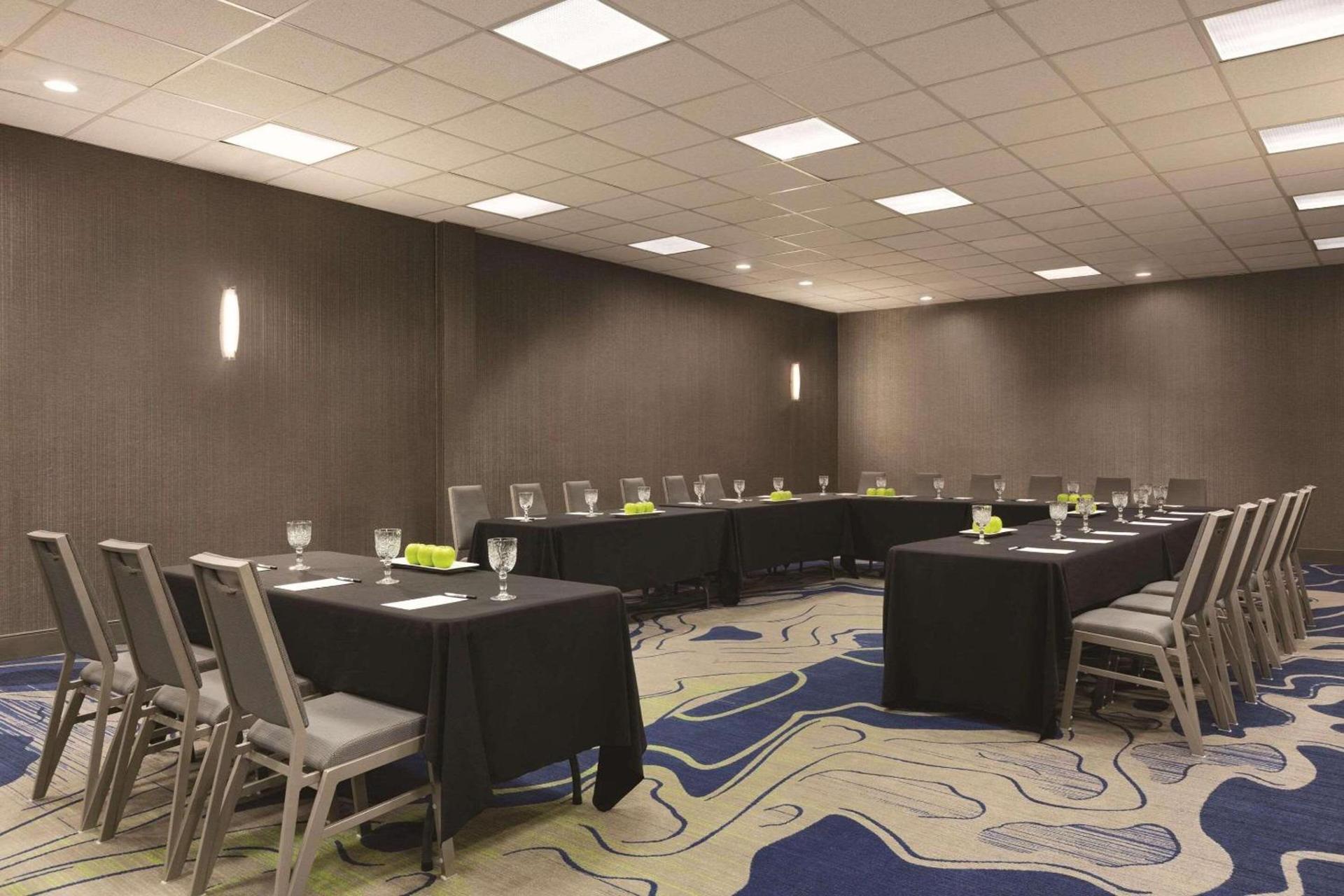 Verta Hotel McAllen — hotel in McAllen