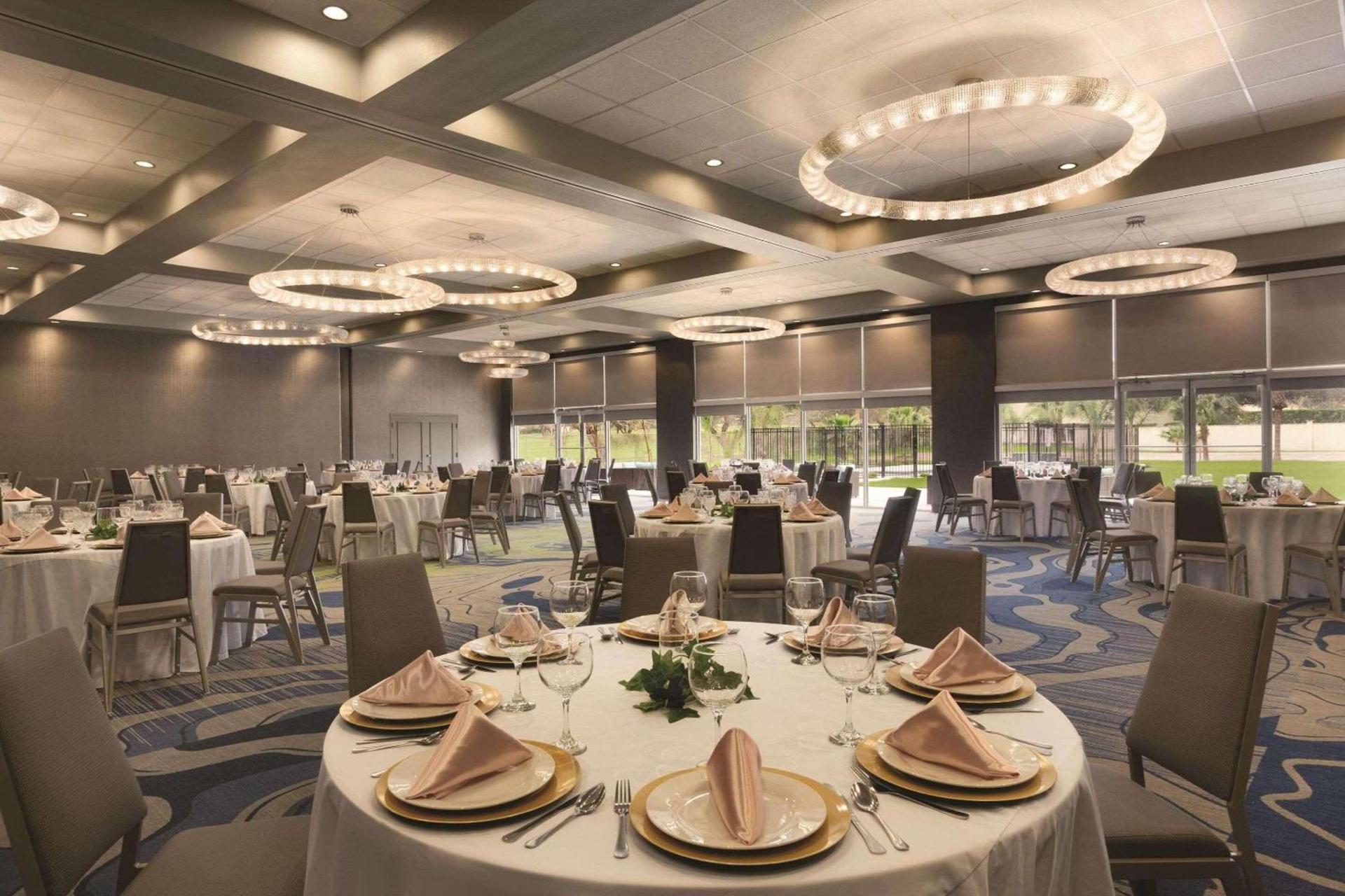 Verta Hotel McAllen photo 19