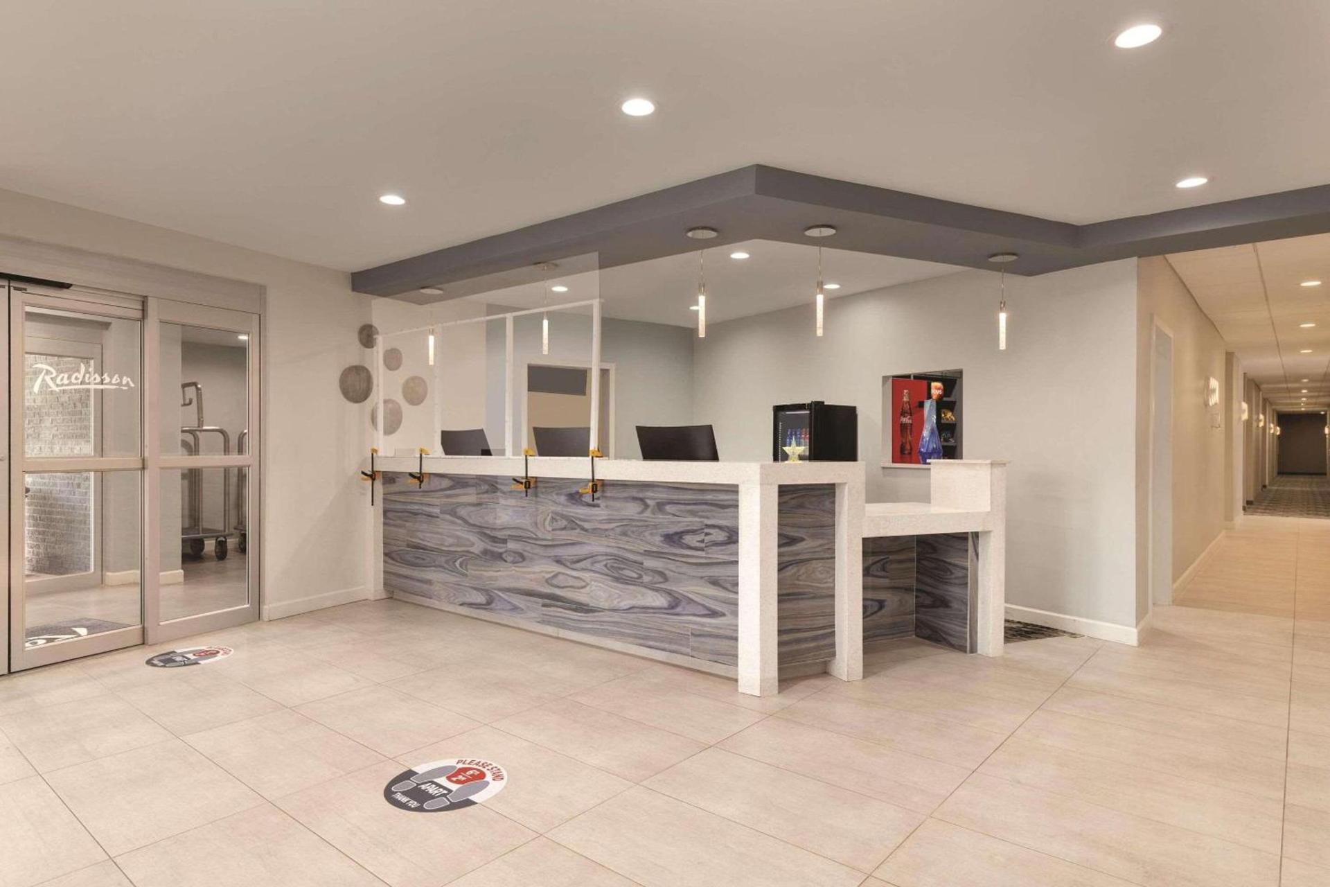 Radisson Hotel Atlanta Airport photo 39