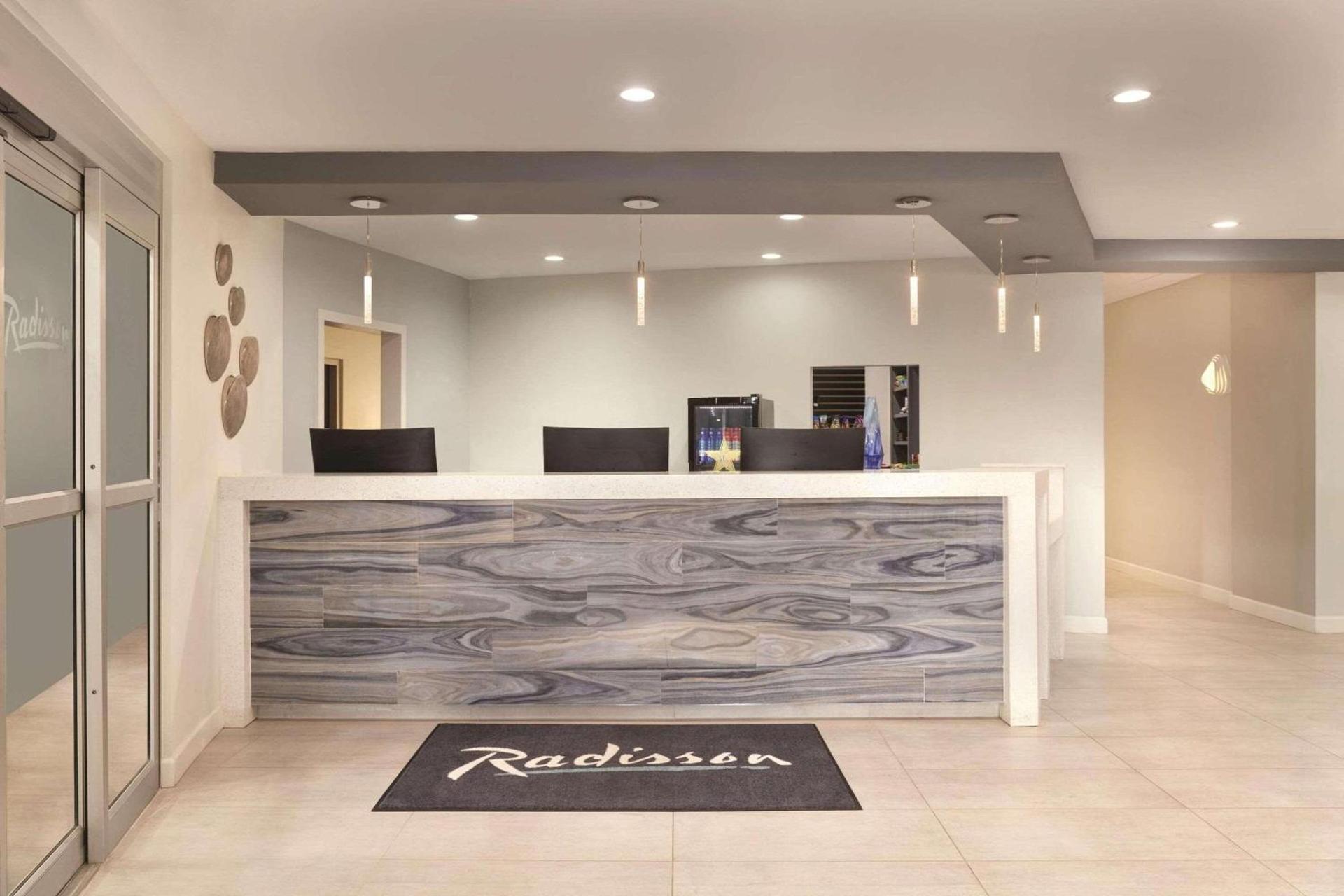 Radisson Hotel Atlanta Airport photo 3