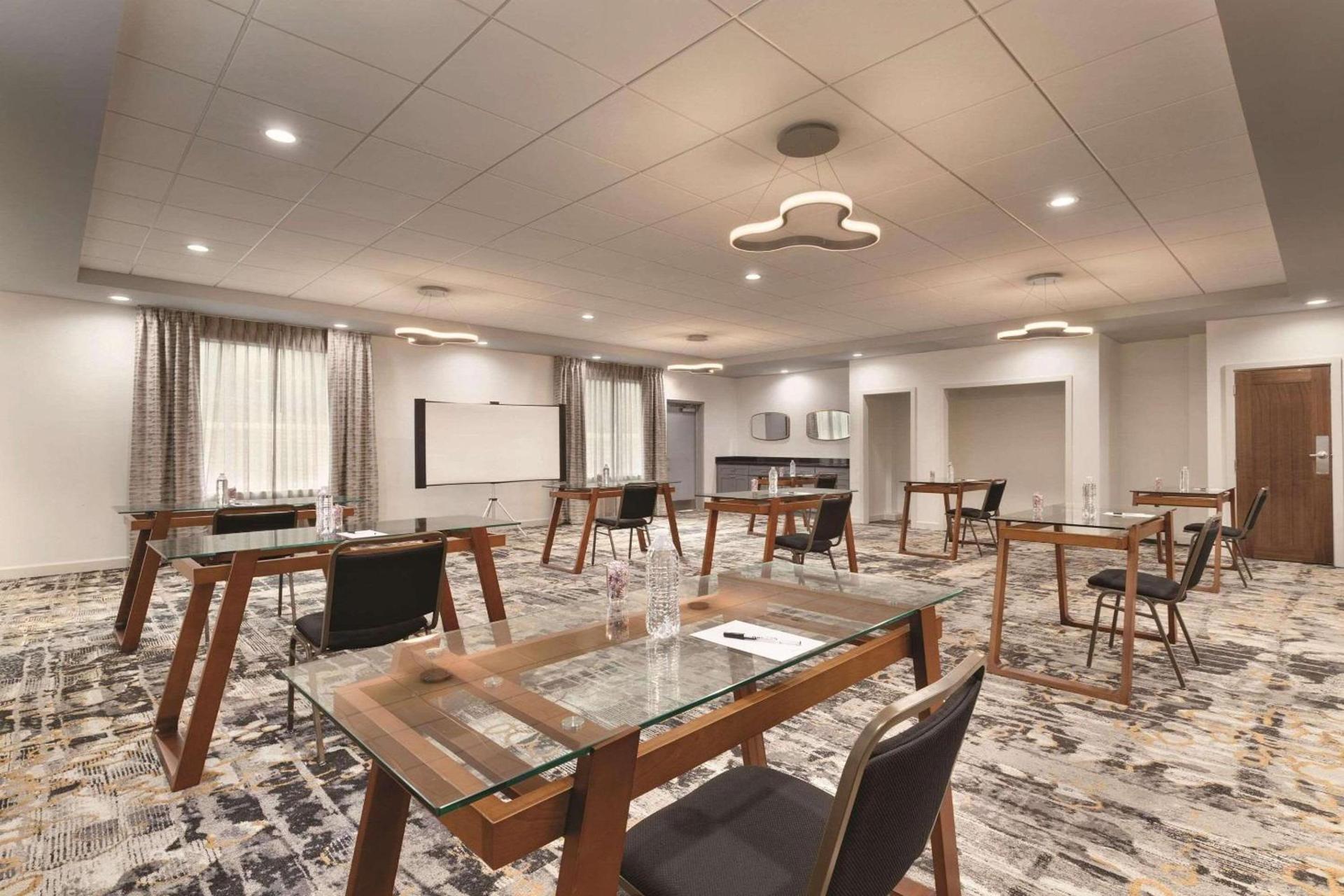 Radisson Hotel Atlanta Airport photo 19