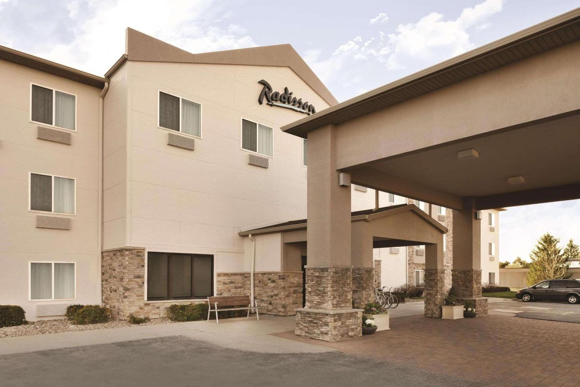 Spark By Hilton Ames photo 2