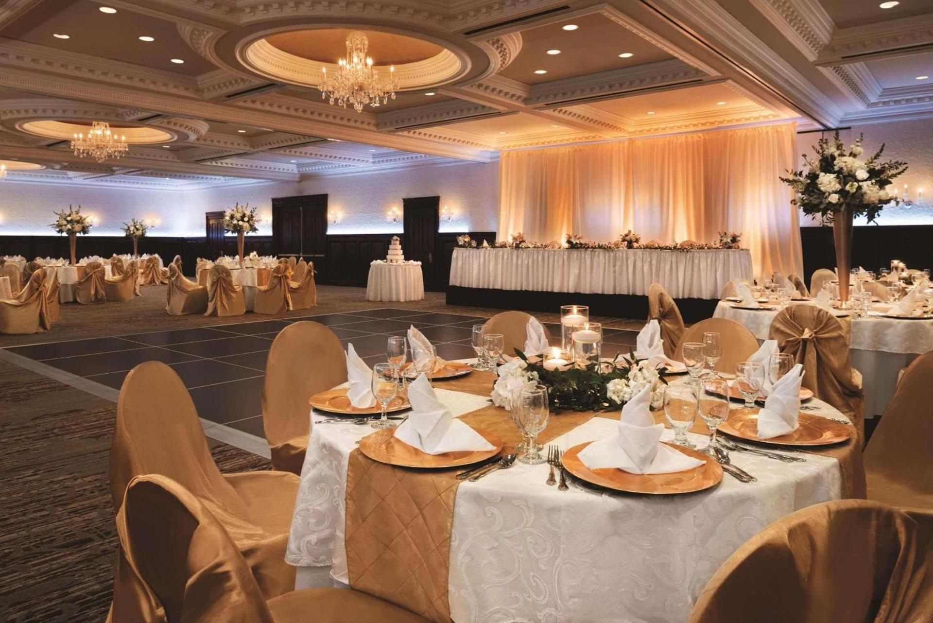 Radisson Hotel Cincinnati Riverfront photo 20