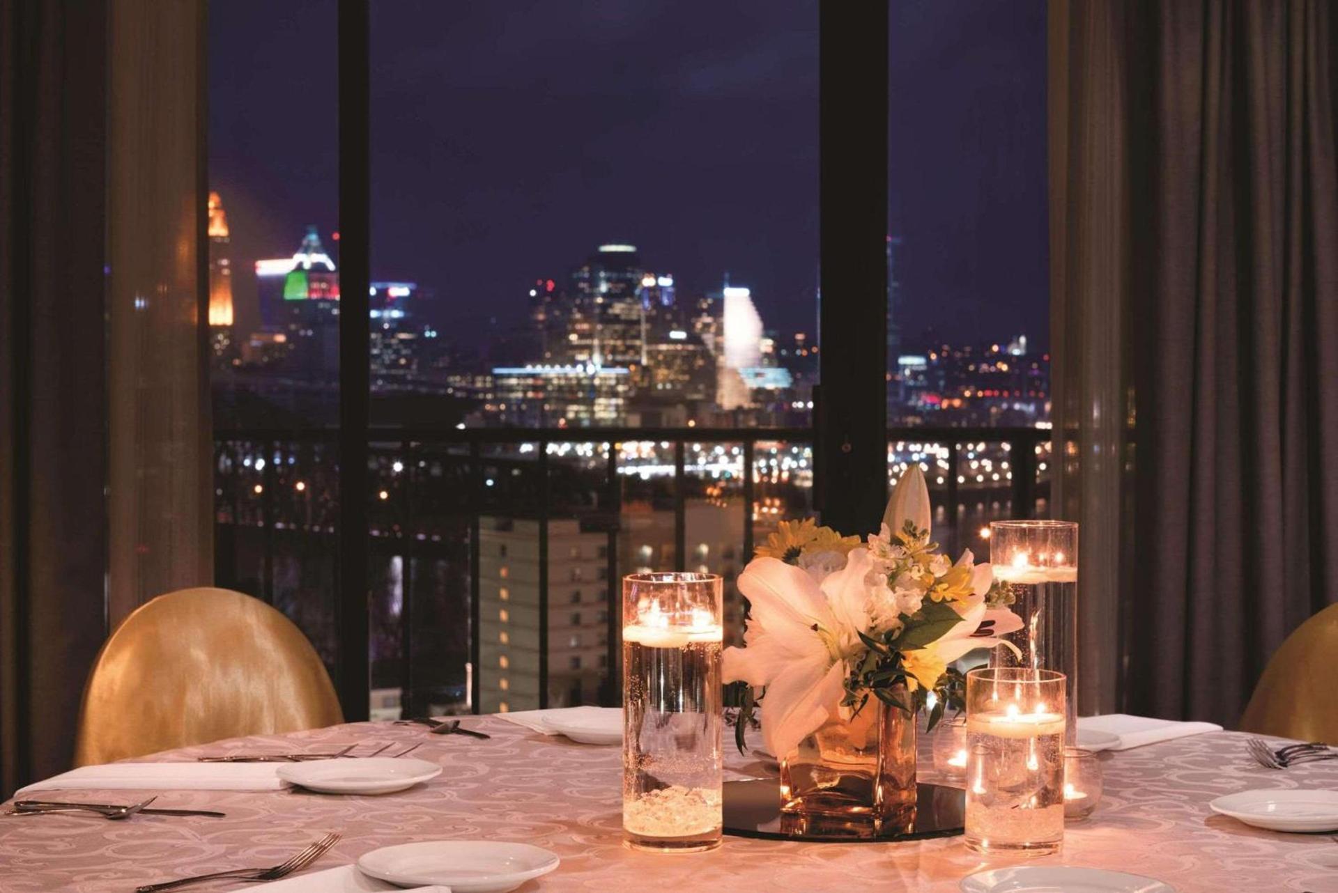 Radisson Hotel Cincinnati Riverfront photo 29