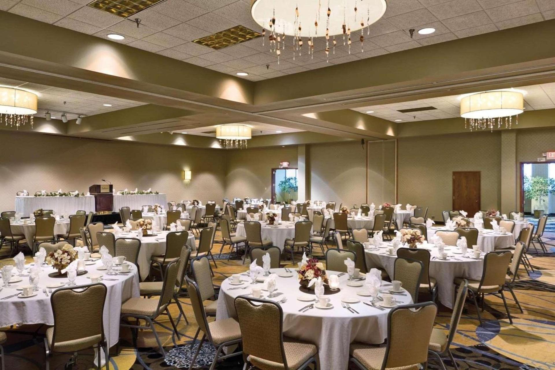 Radisson Hotel Bismarck photo 16