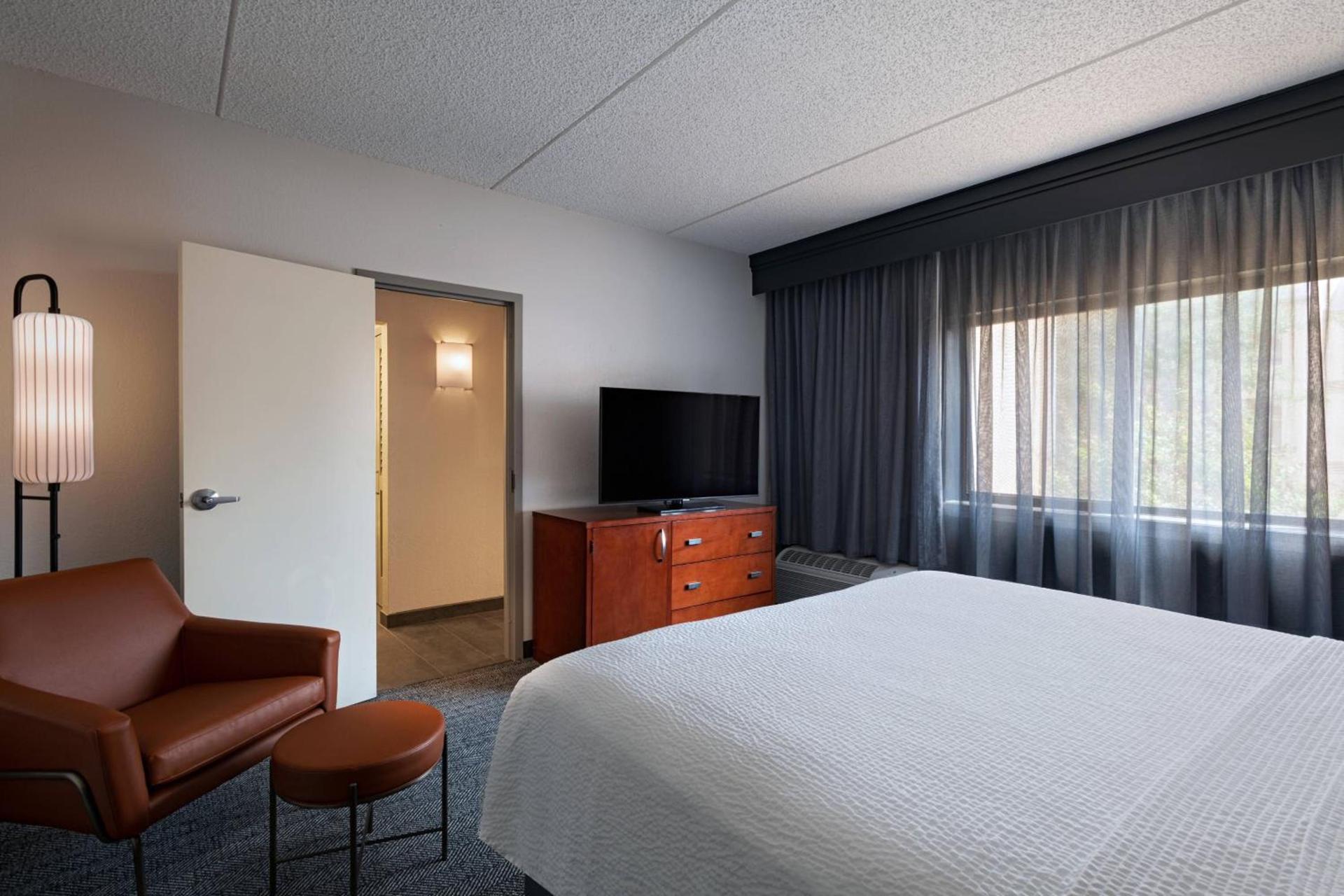 Courtyard by Marriott San Antonio Medical Center photo 10