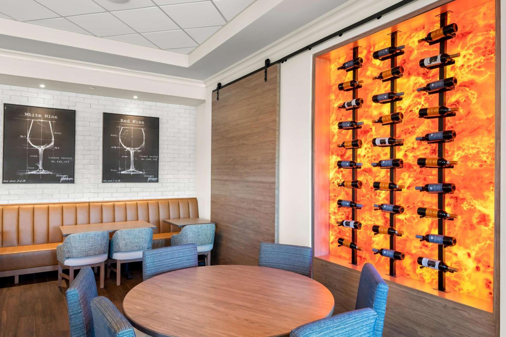 Hilton Garden Inn Suffolk Riverfront photo 26