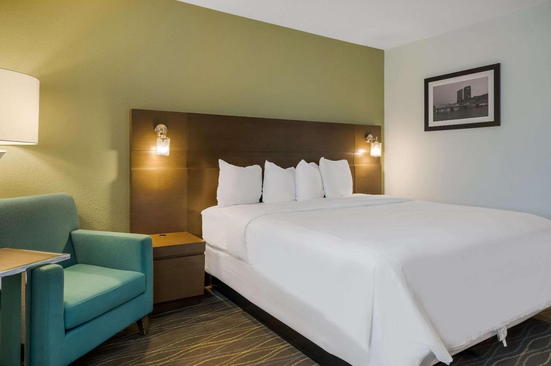 Radisson Hotel Grand Rapids Riverfront photo 48