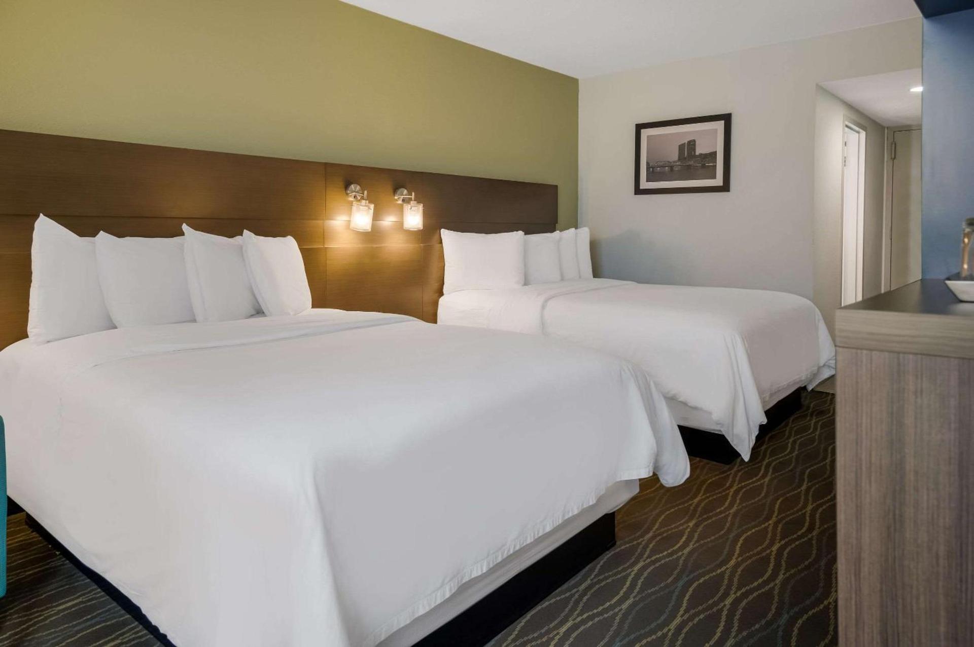 Radisson Hotel Grand Rapids Riverfront photo 54