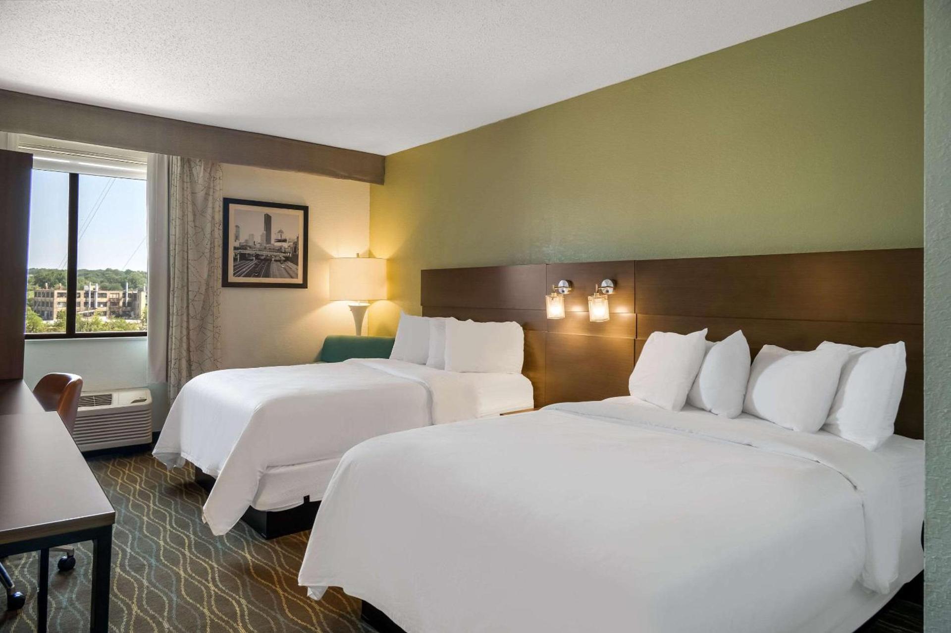 Radisson Hotel Grand Rapids Riverfront photo 56