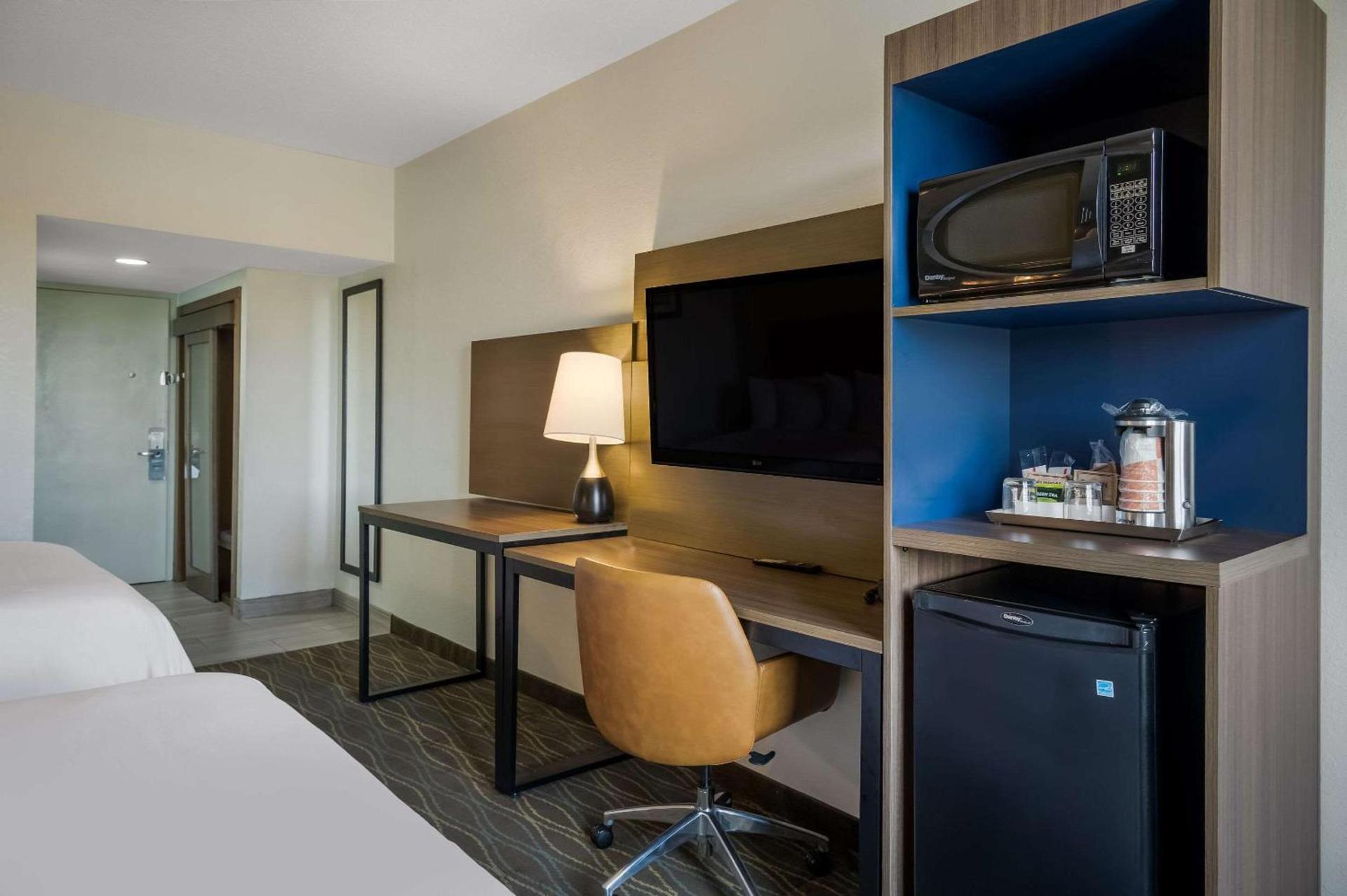 Radisson Hotel Grand Rapids Riverfront photo 58
