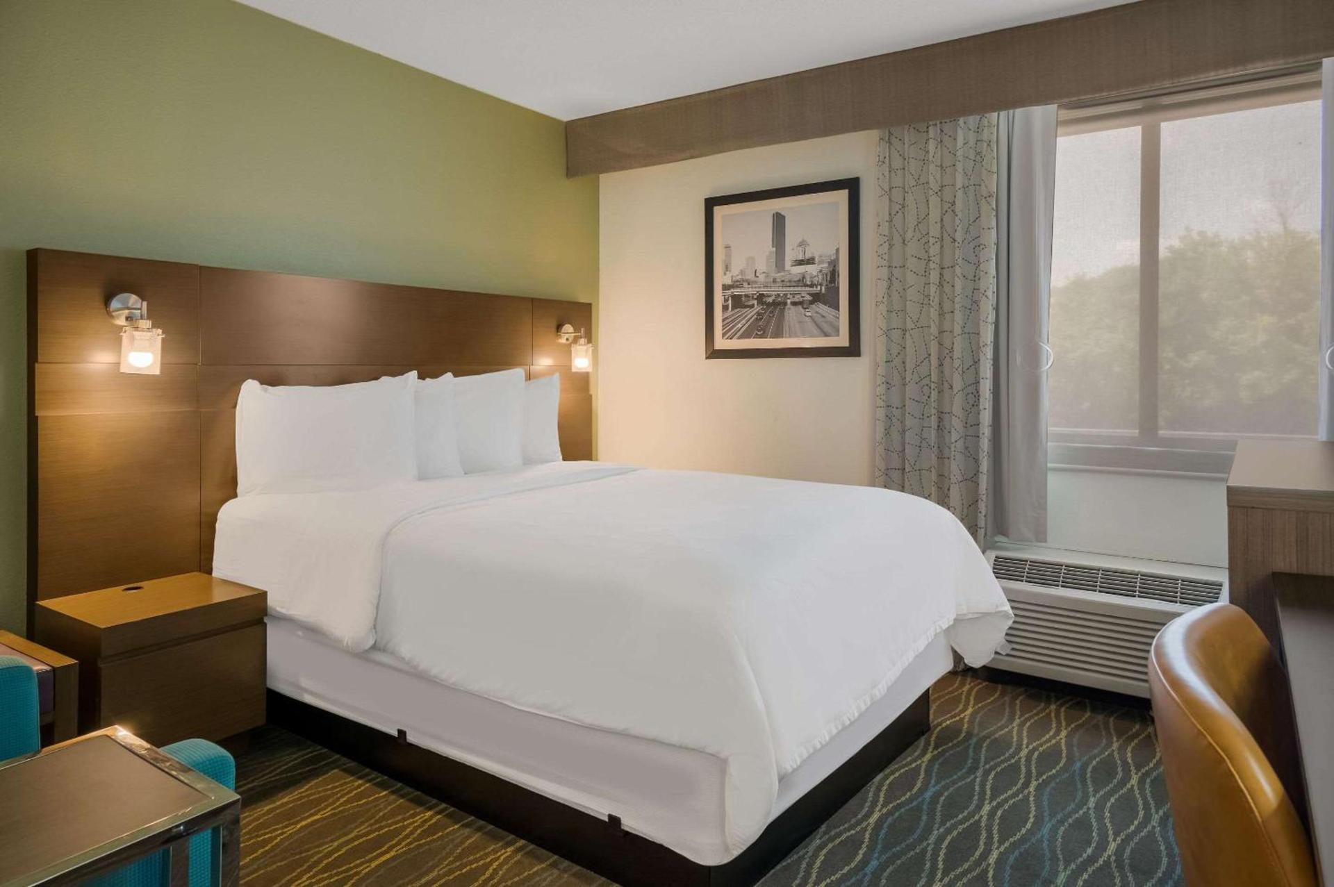 Radisson Hotel Grand Rapids Riverfront photo 67