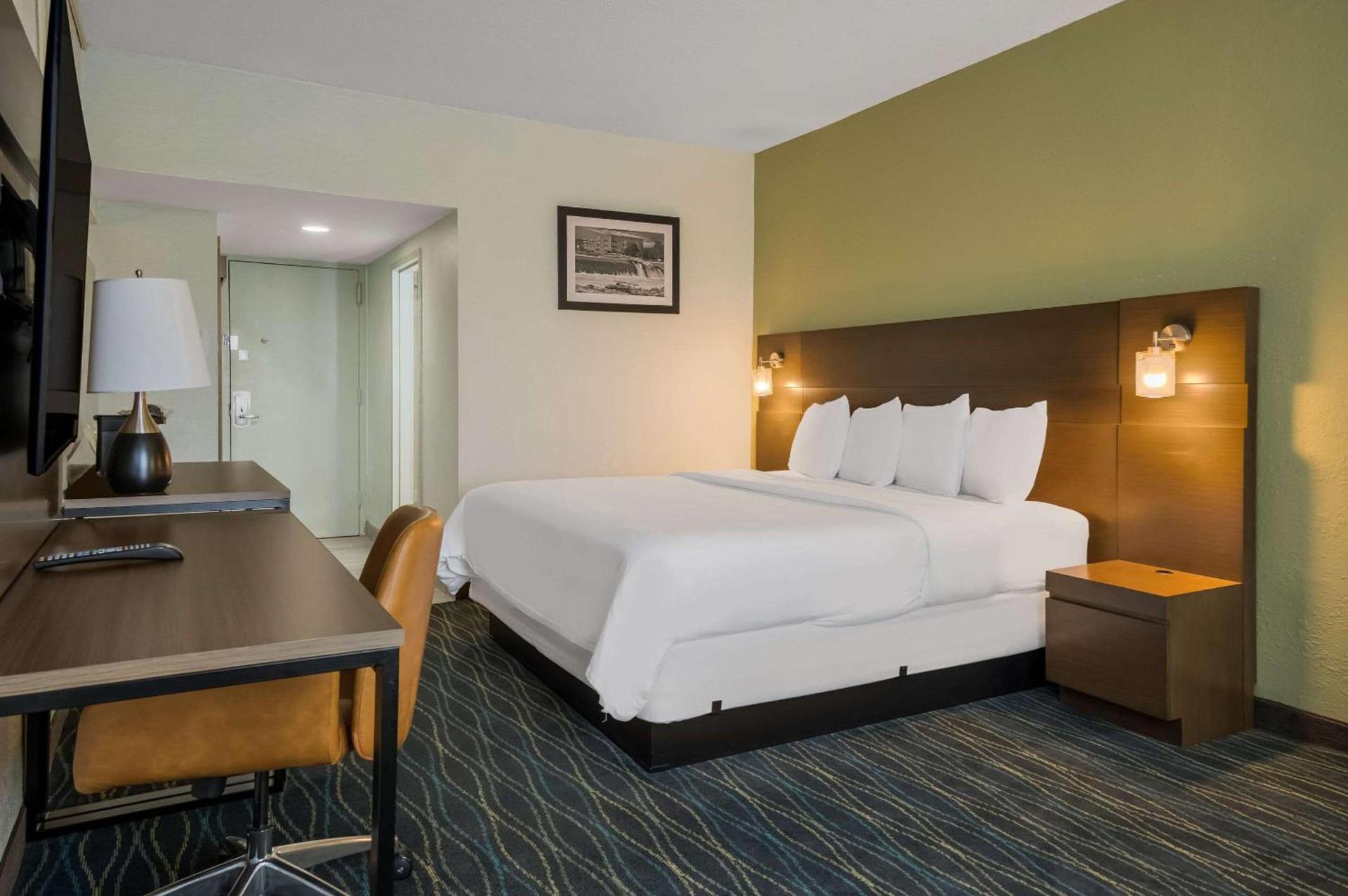 Radisson Hotel Grand Rapids Riverfront photo 78