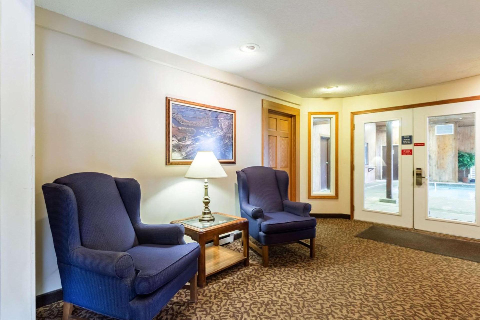 Rodeway Inn Red Wing photo 10