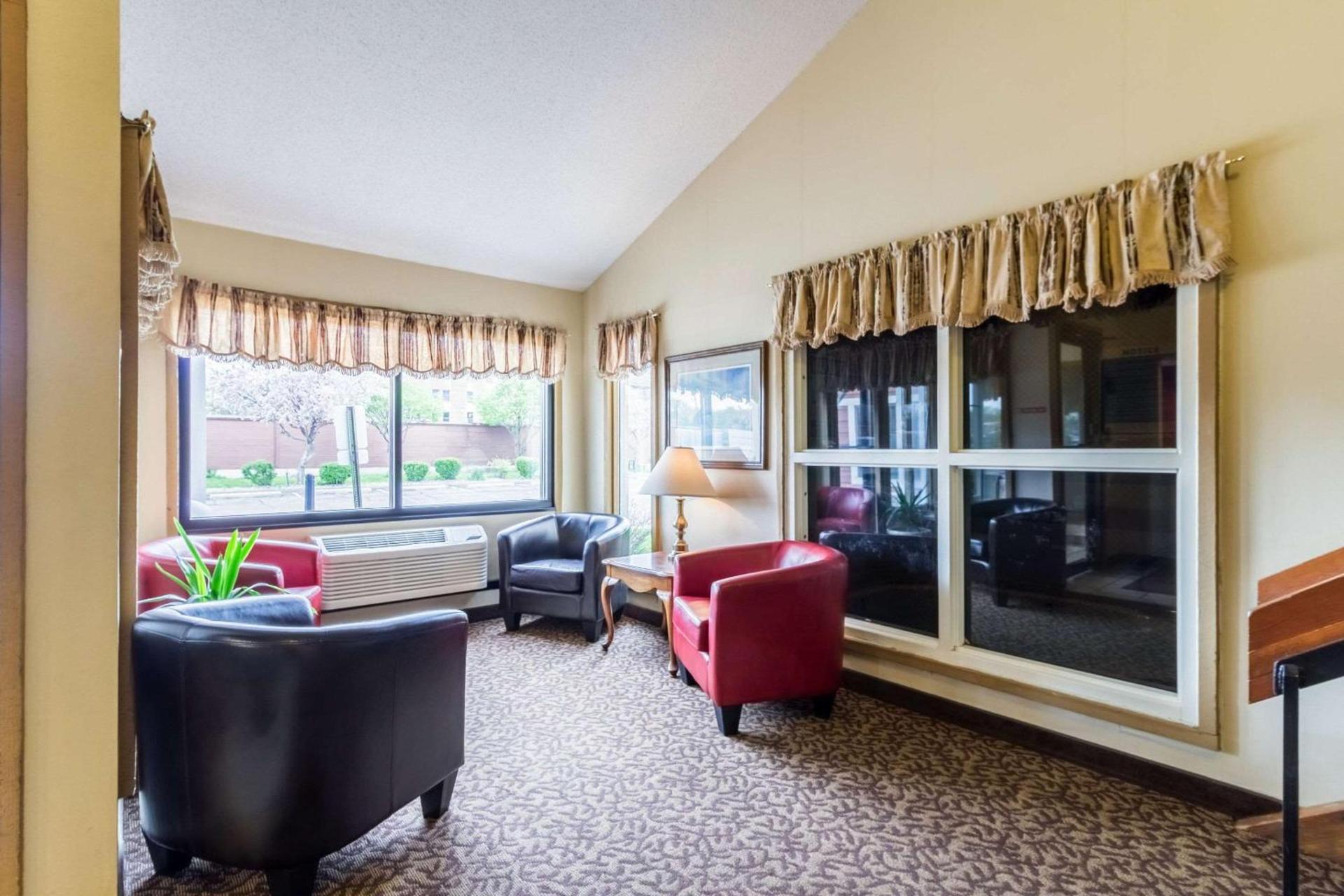 Rodeway Inn Red Wing photo 12