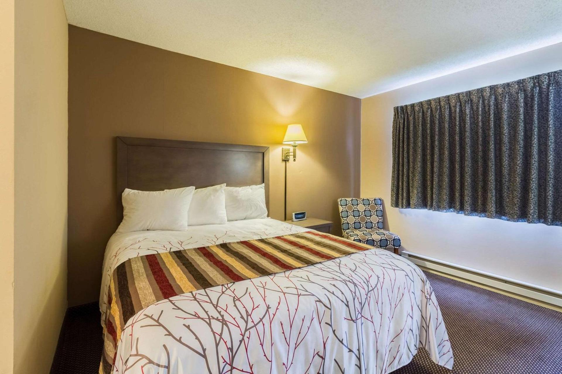 Rodeway Inn Red Wing photo 23