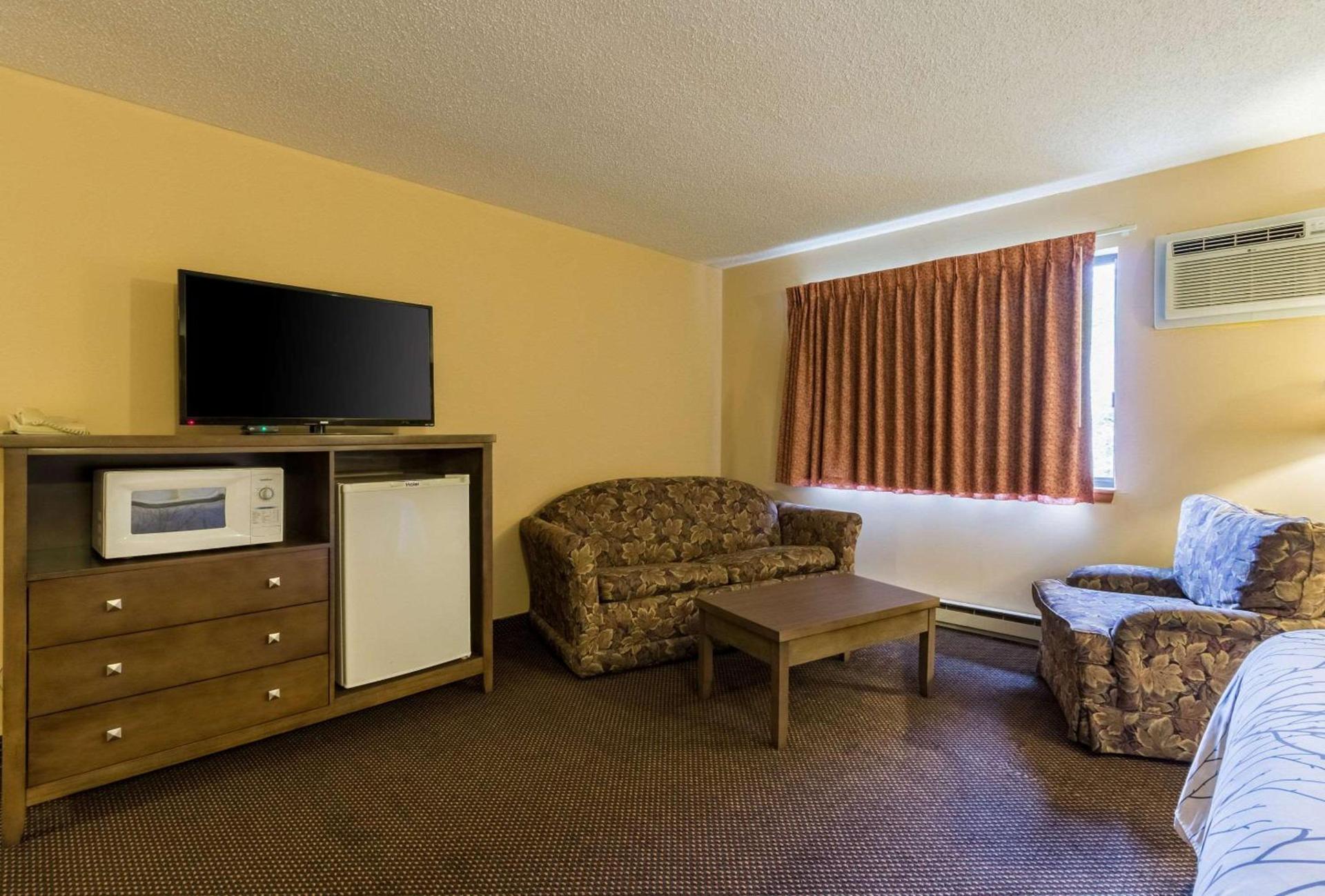 Rodeway Inn Red Wing photo 32