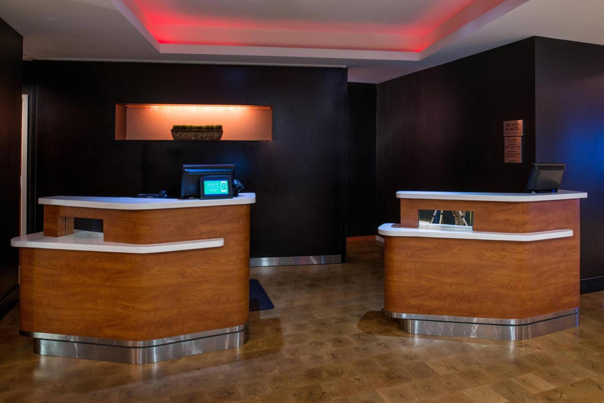Courtyard by Marriott Victorville Hesperia photo 3