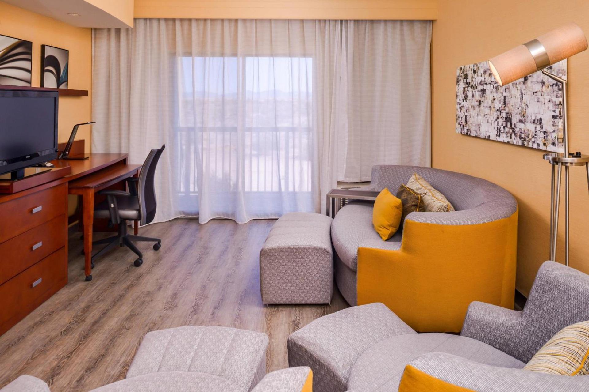 Courtyard by Marriott Victorville Hesperia photo 16