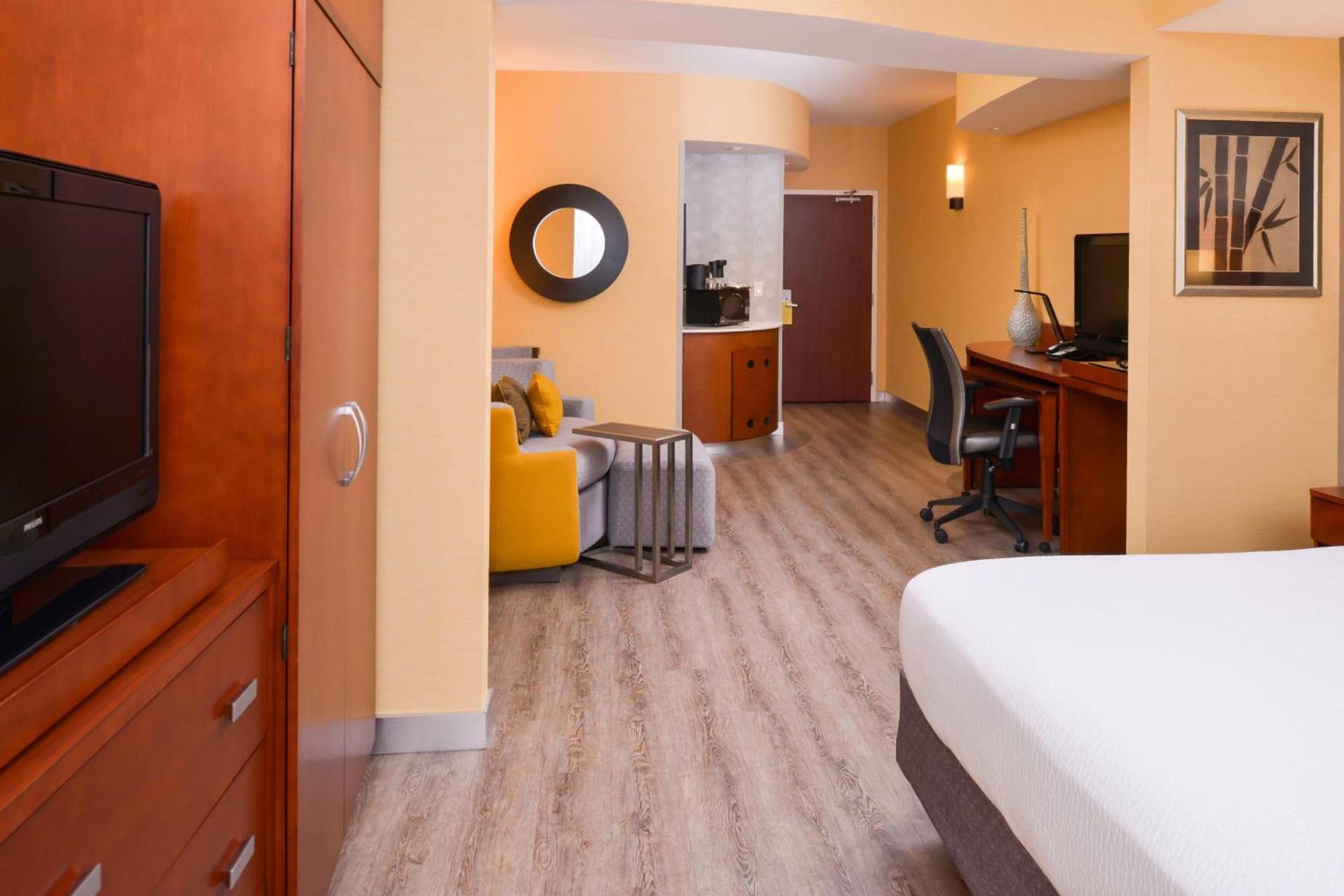 Courtyard by Marriott Victorville Hesperia photo 20