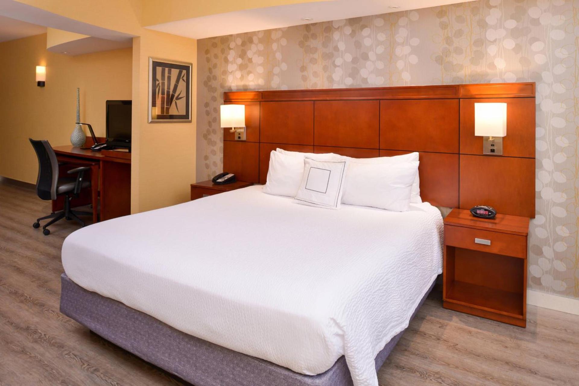 Courtyard by Marriott Victorville Hesperia photo 23