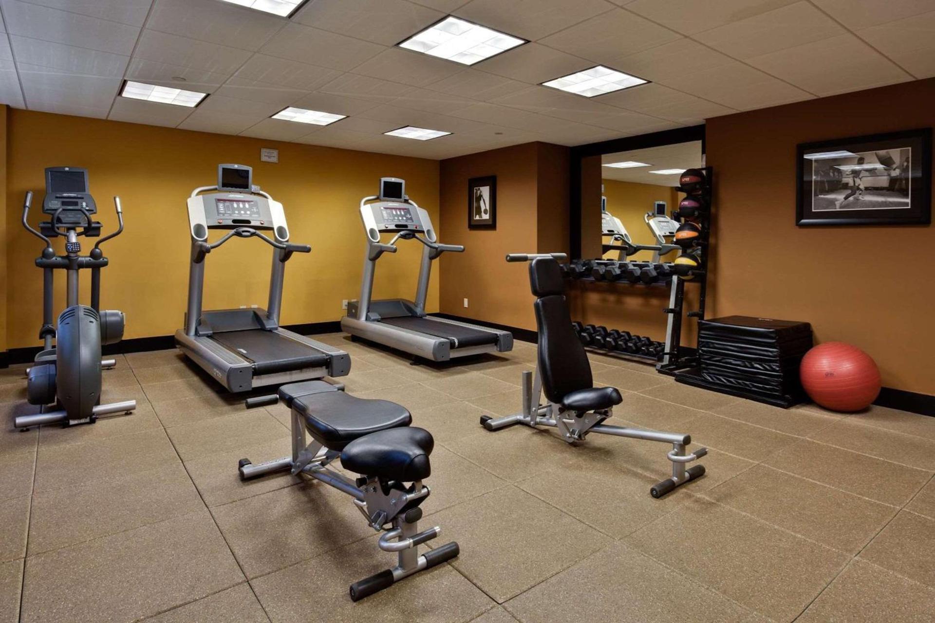 Radisson Hotel Freehold photo 7