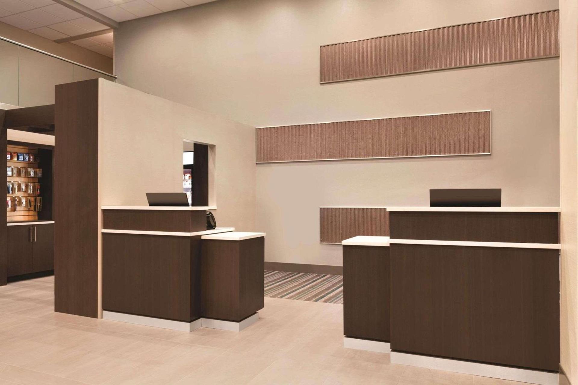 Radisson Hotel Charlotte Airport photo 3