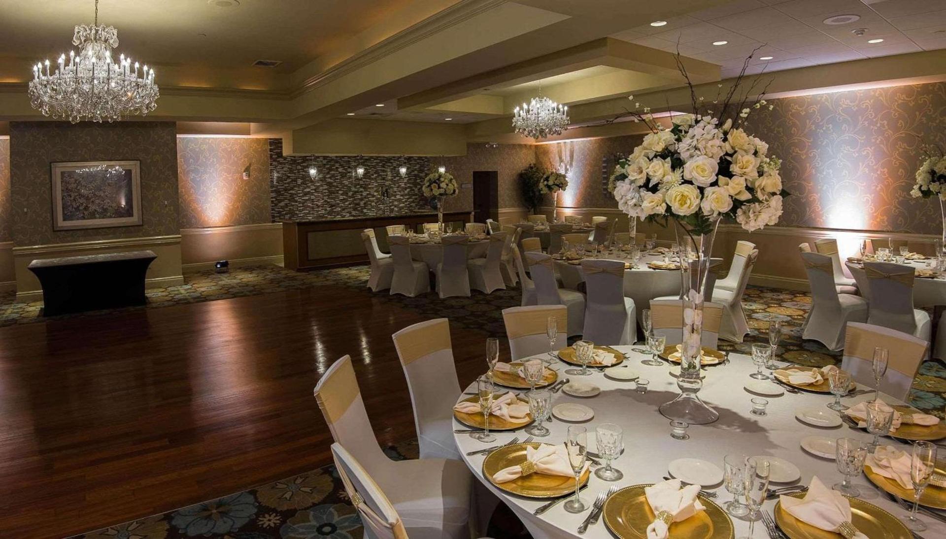 Radisson Hotel Freehold photo 11