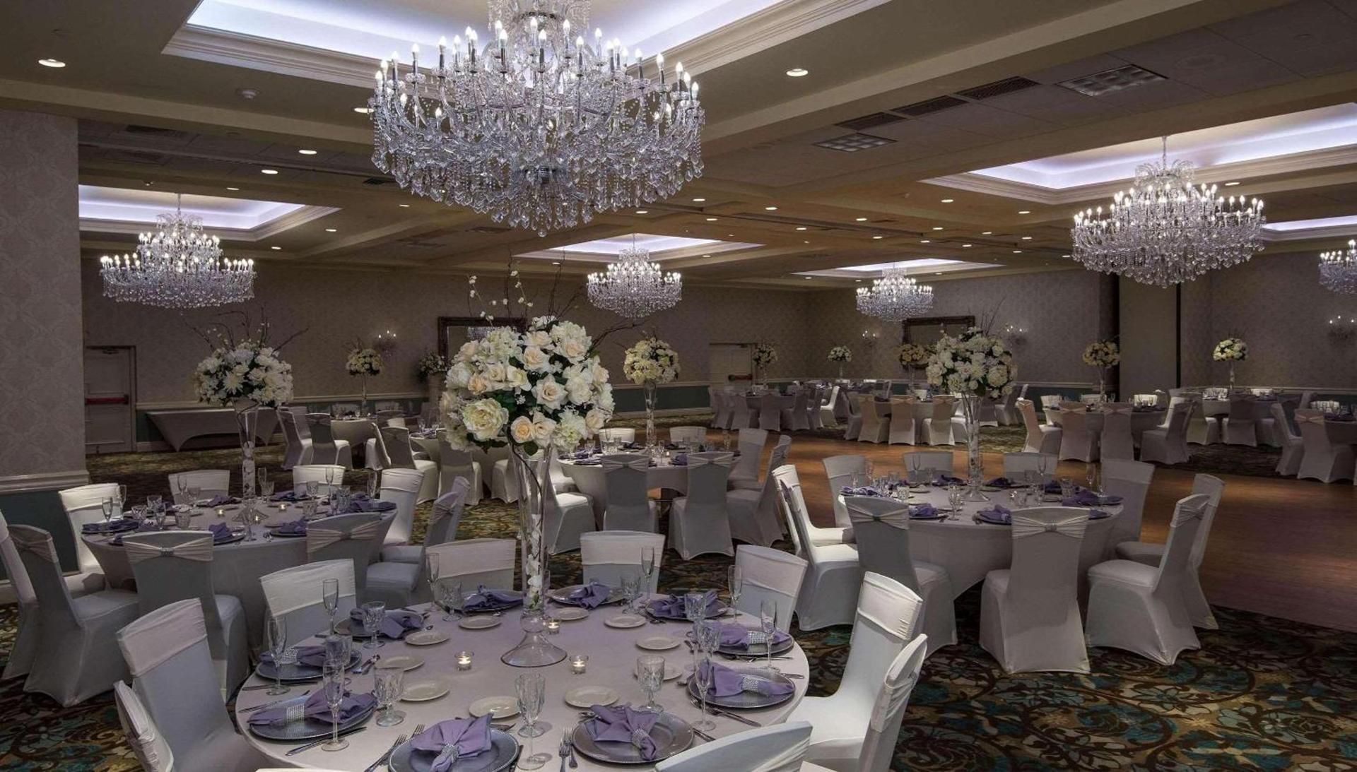 Radisson Hotel Freehold photo 12