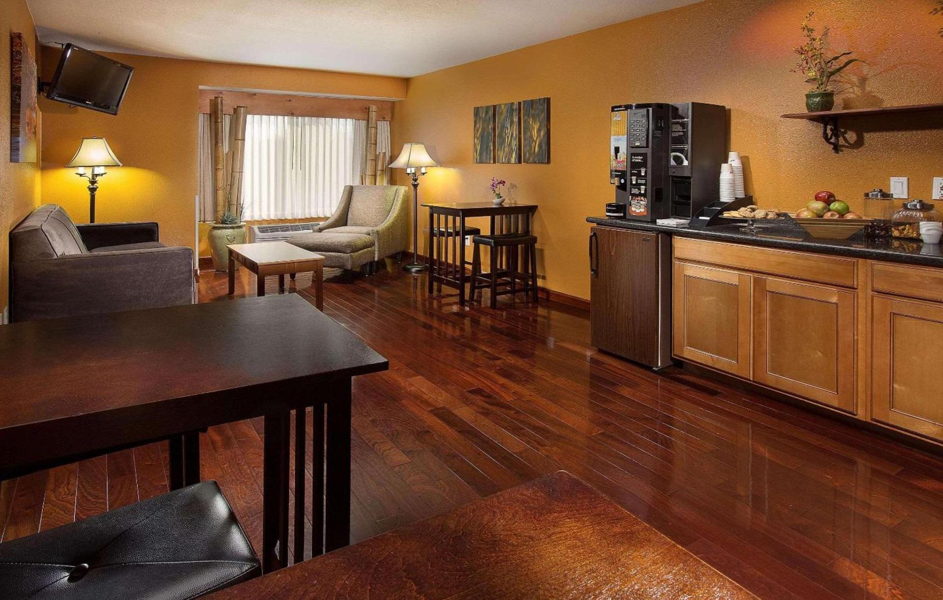 Radisson Hotel Portland Airport photo 34