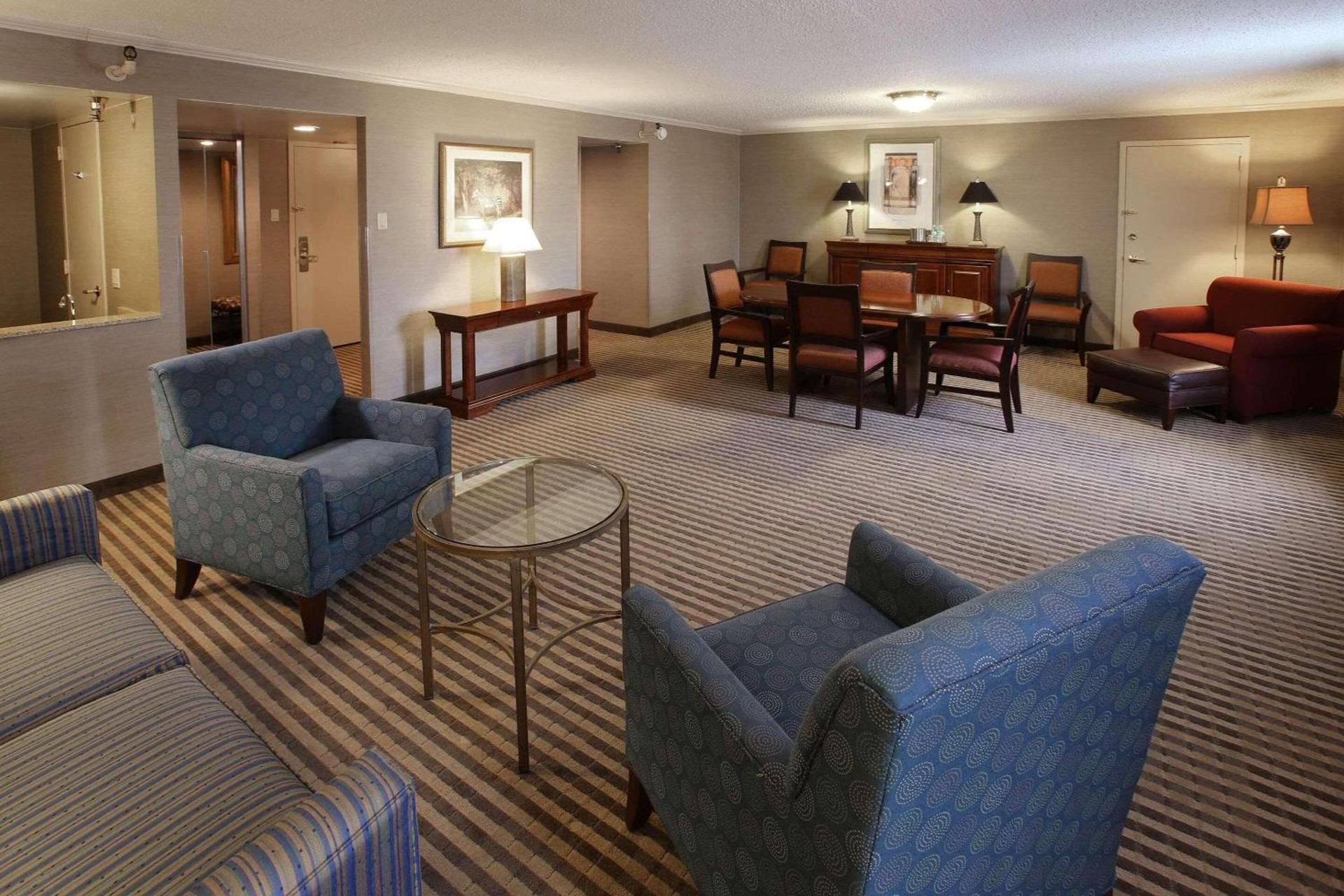 Radisson Hotel Philadelphia Northeast photo 77