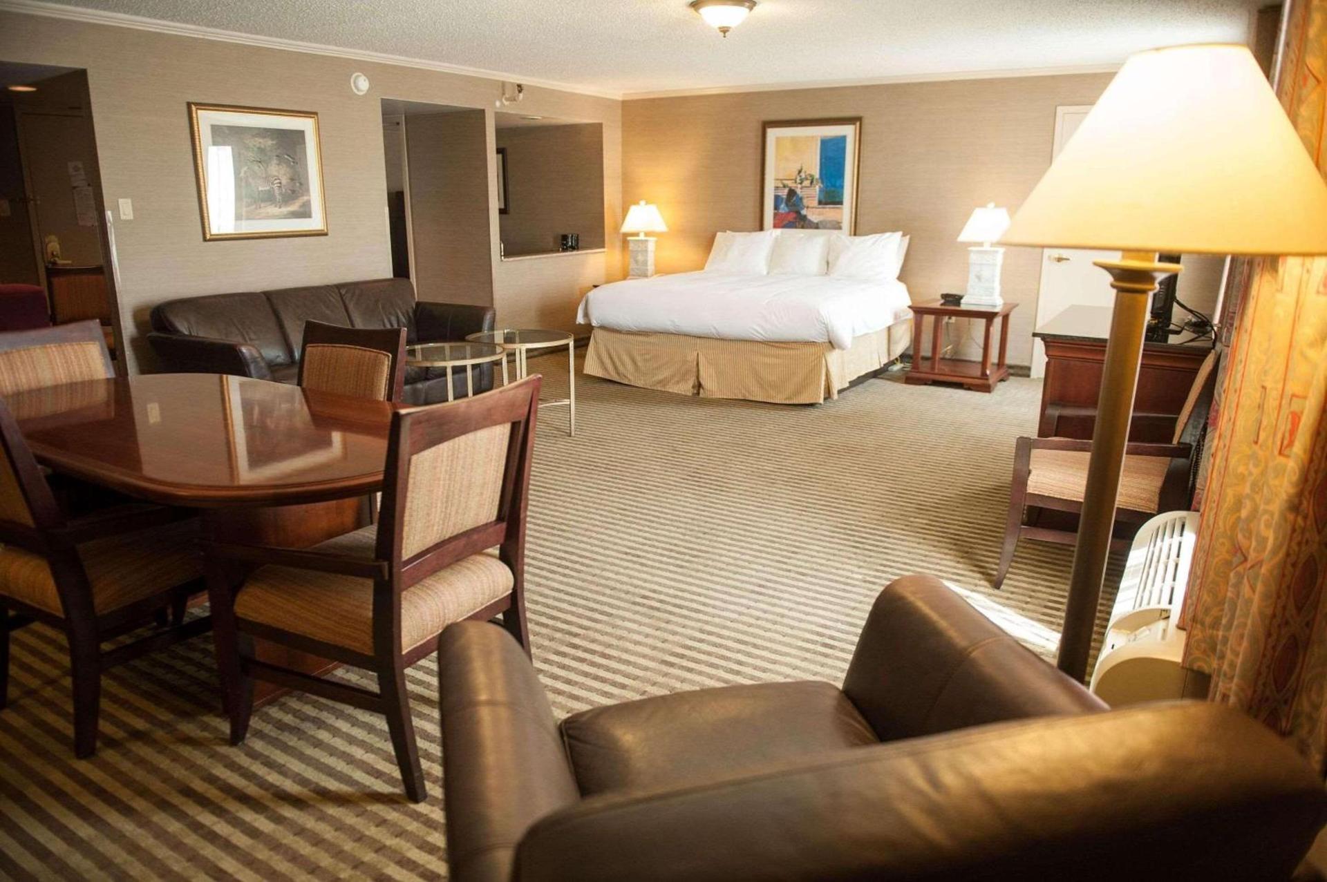Radisson Hotel Philadelphia Northeast photo 64
