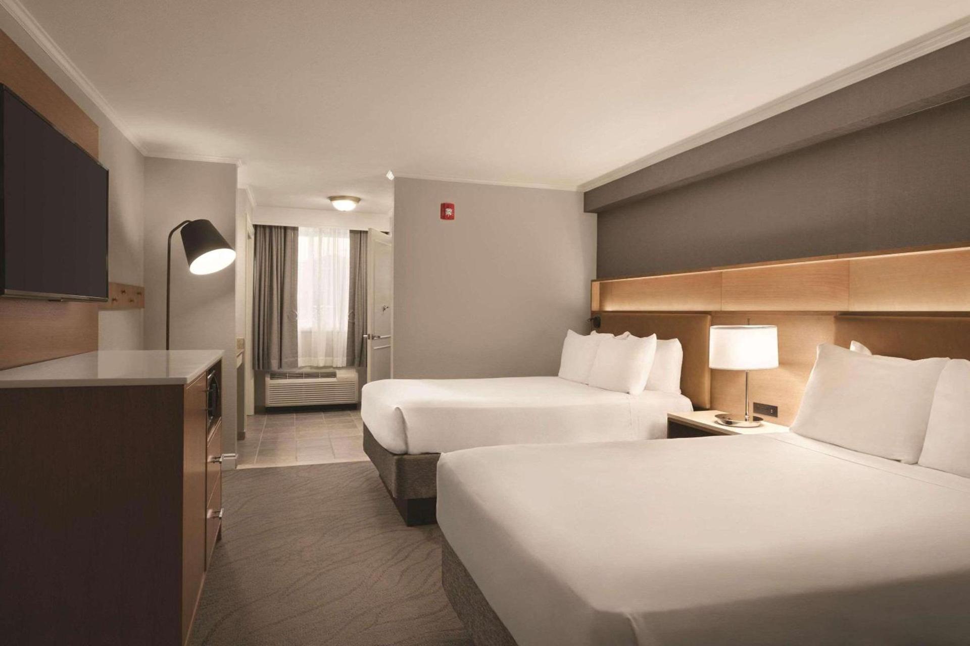 DoubleTree by Hilton Providence Airport Warwick photo 8