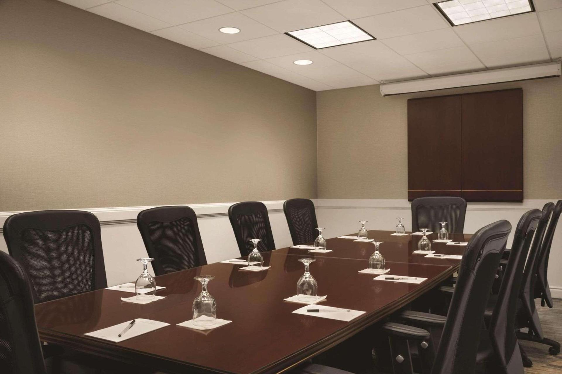 DoubleTree by Hilton Providence Airport Warwick photo 18