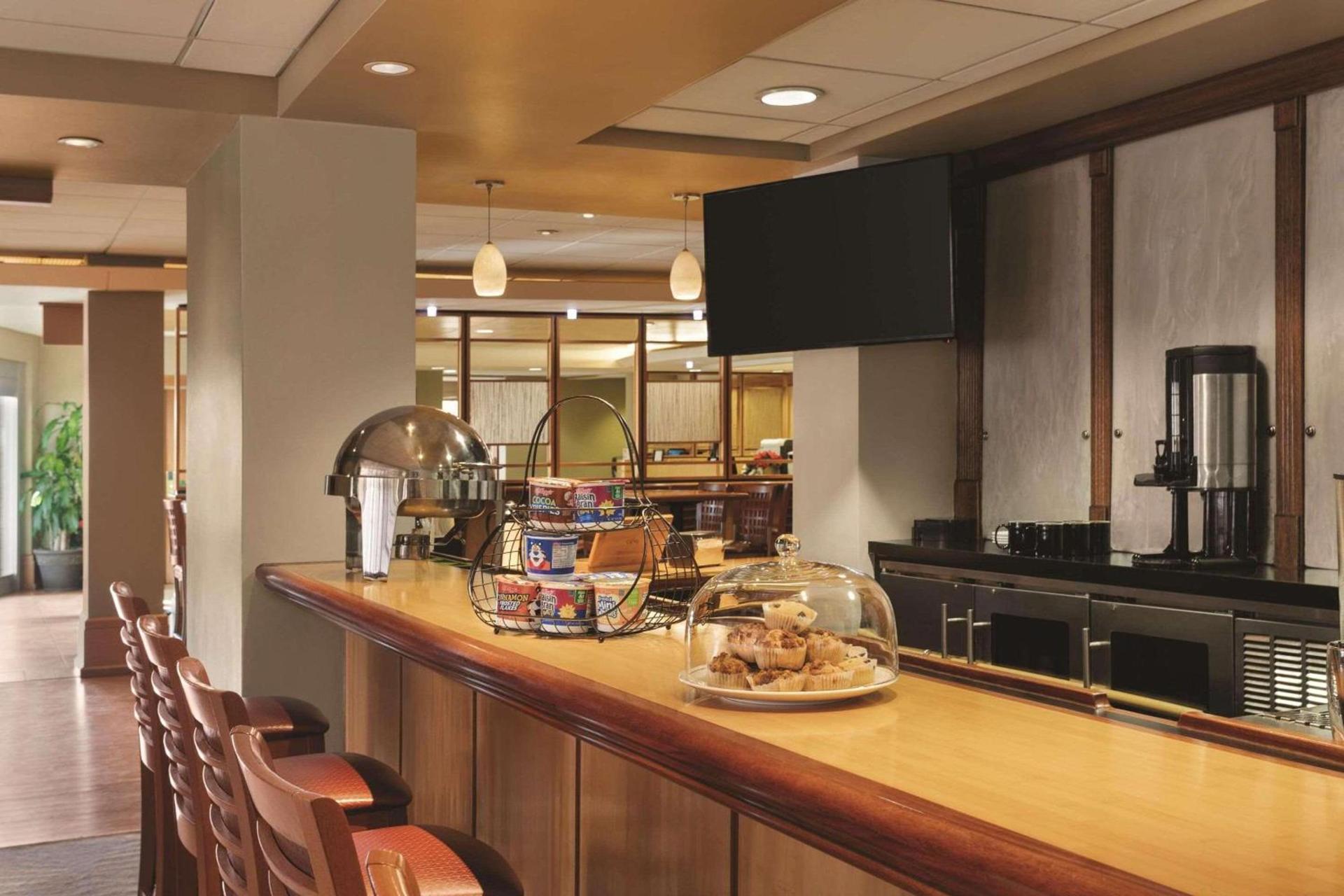 DoubleTree by Hilton Providence Airport Warwick photo 19