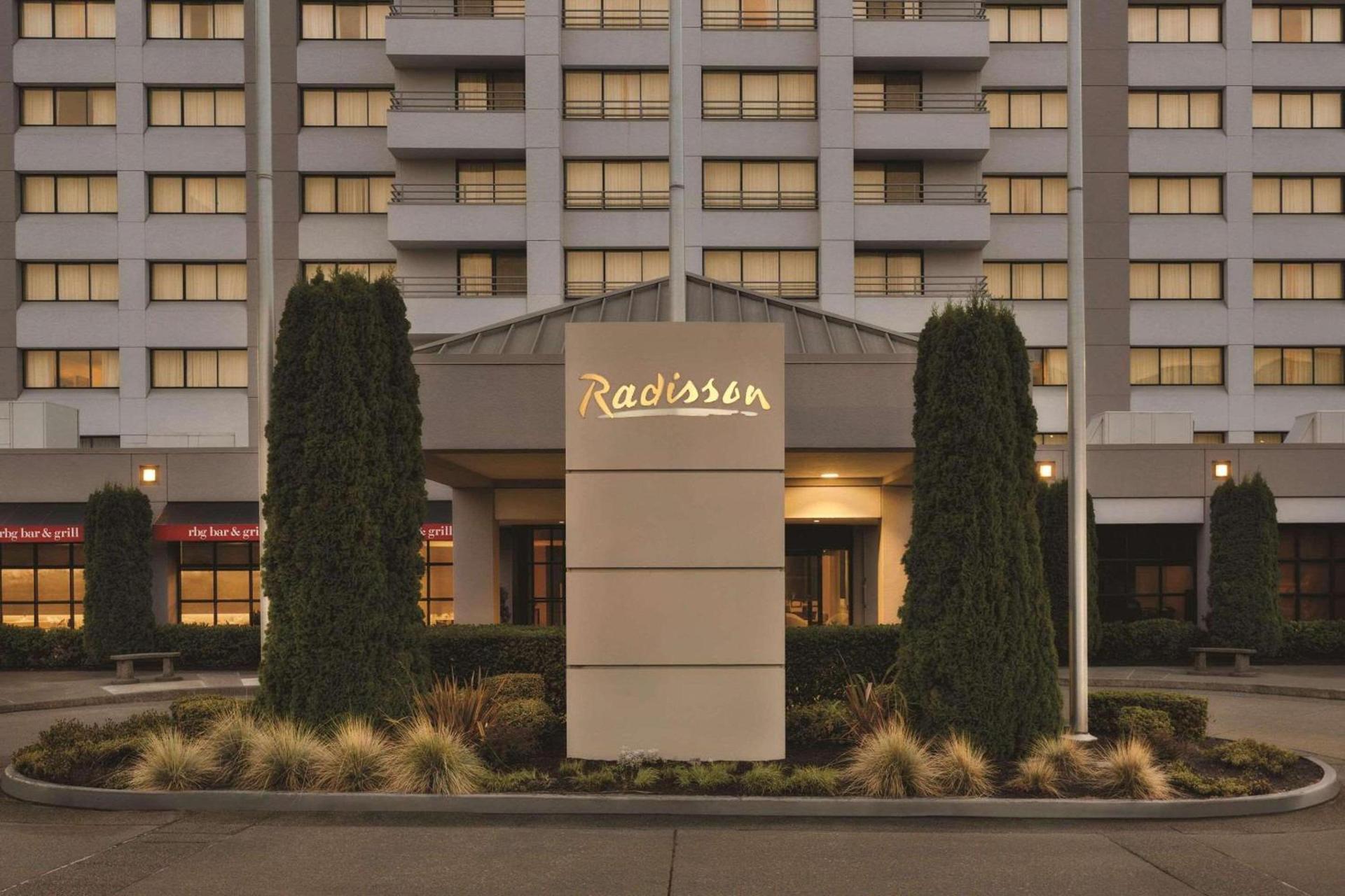 Radisson Hotel Seattle Airport photo 2