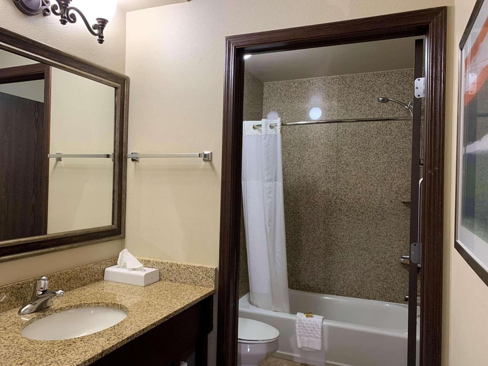 Radisson Hotel River Falls photo 24
