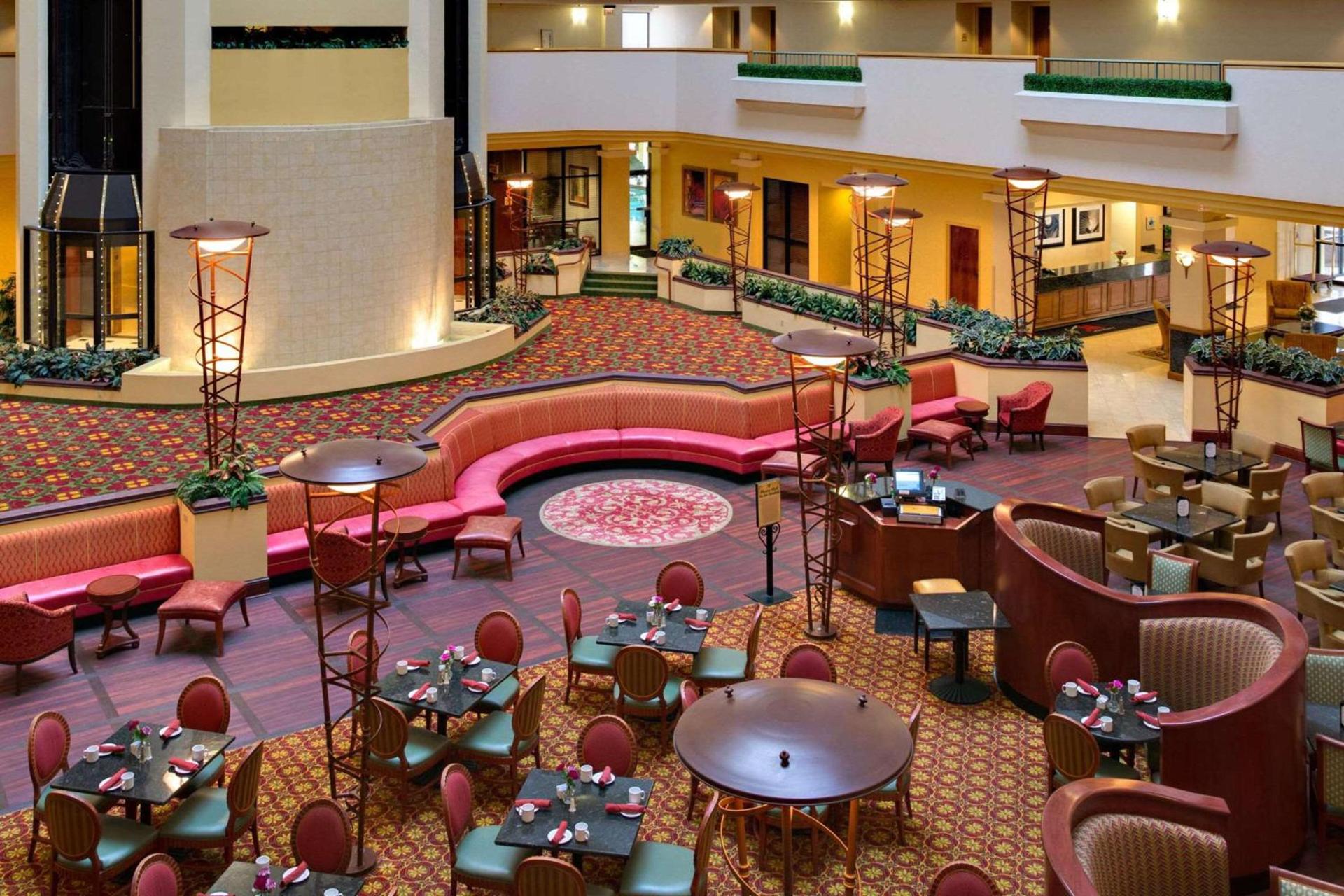 Radisson Hotel Cedar Rapids photo 3
