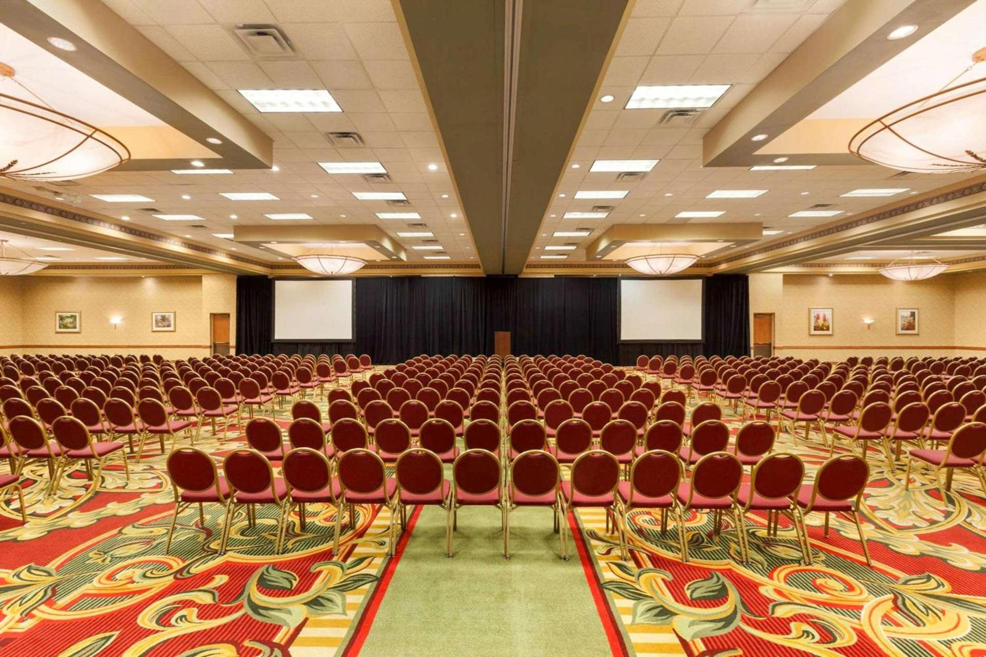 Radisson Hotel Cedar Rapids photo 26
