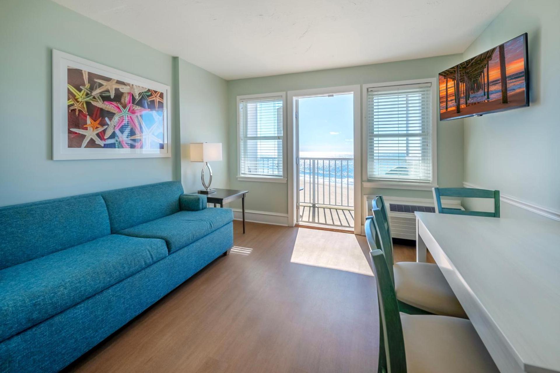 Commander Hotel & Suites photo 60