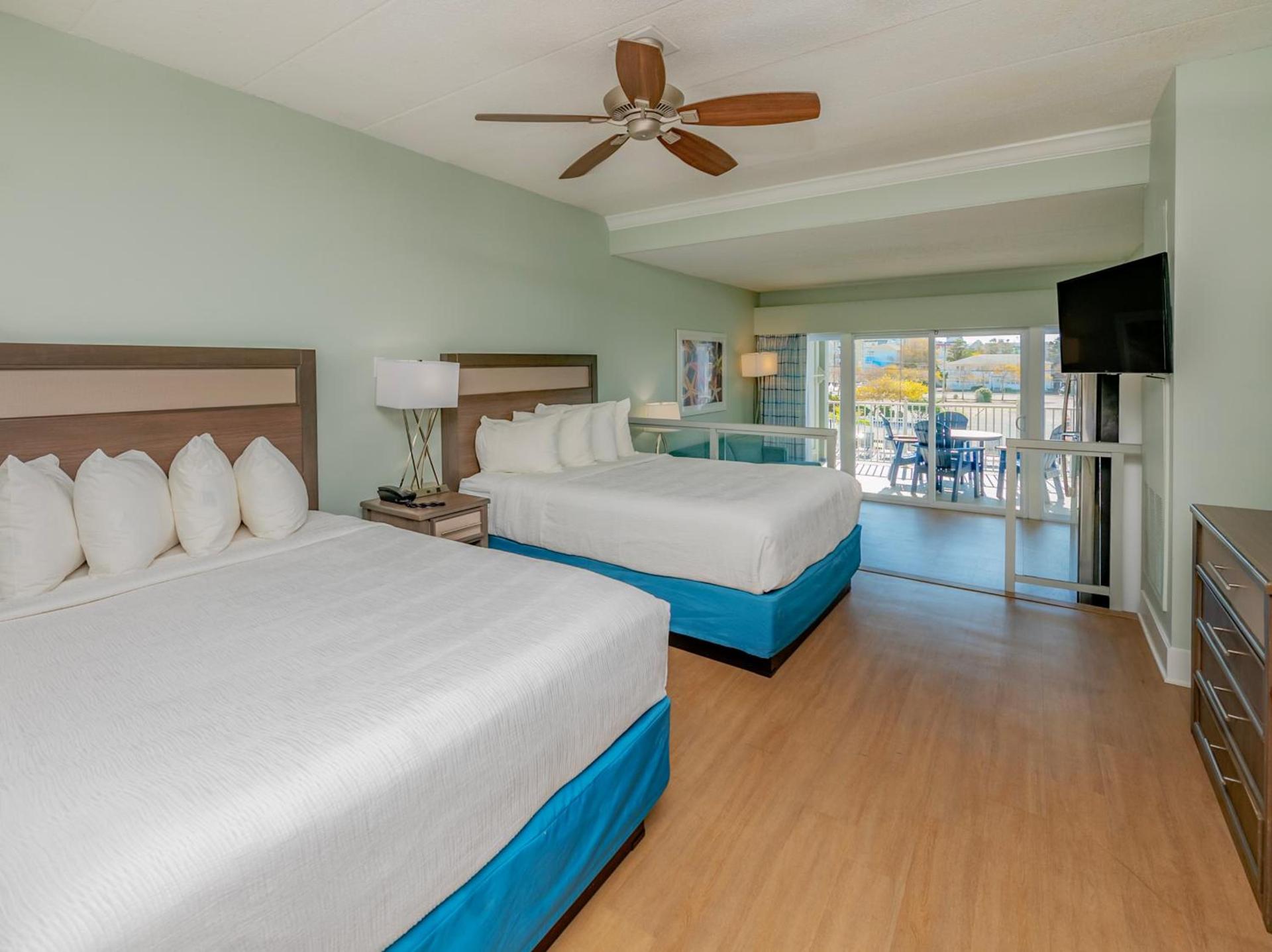 Commander Hotel & Suites photo 64