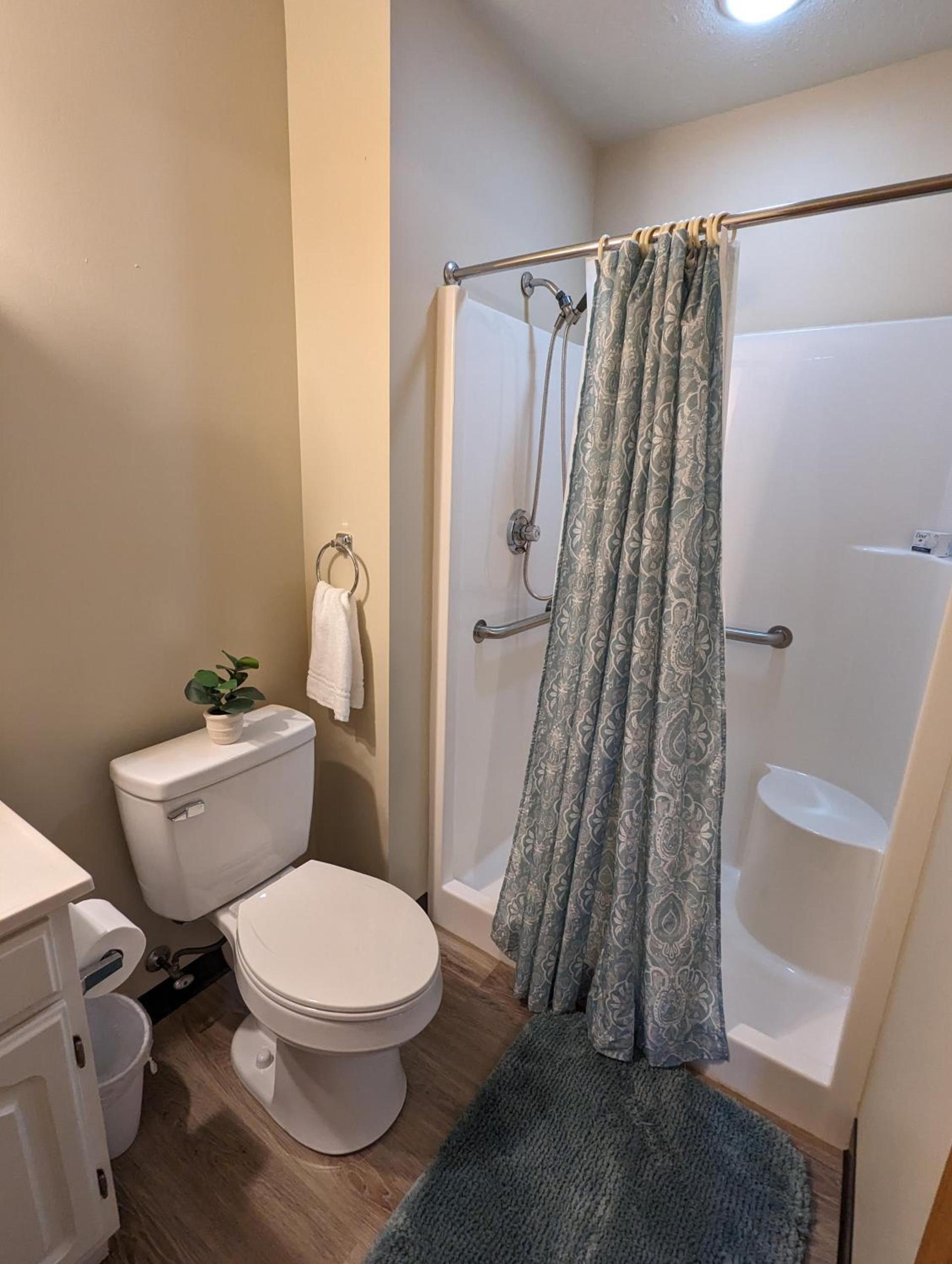 Waterloo Suites Double photo 23