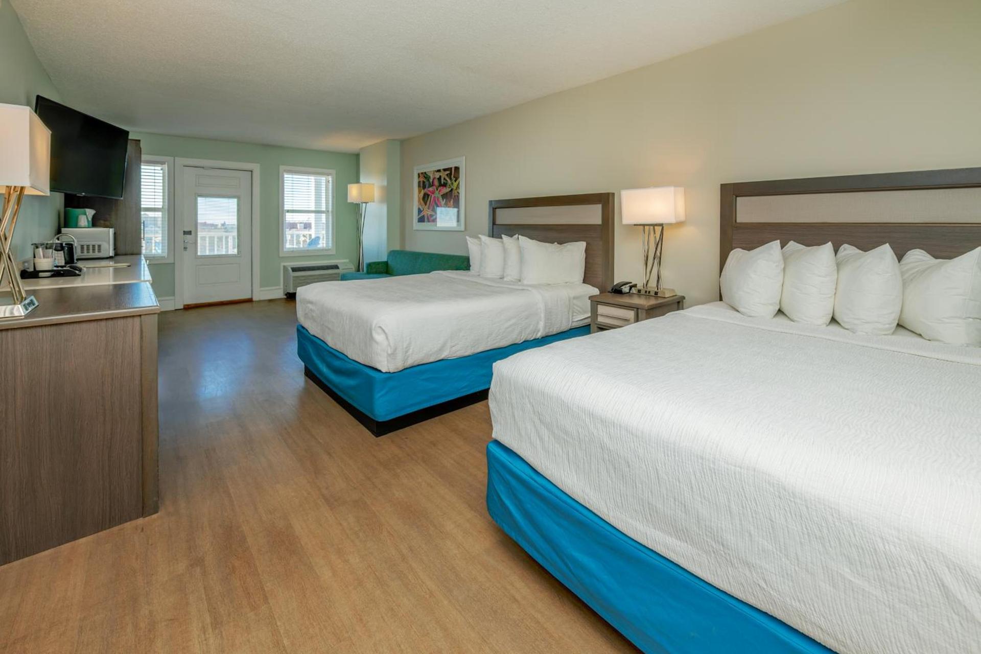 Commander Hotel & Suites photo 66