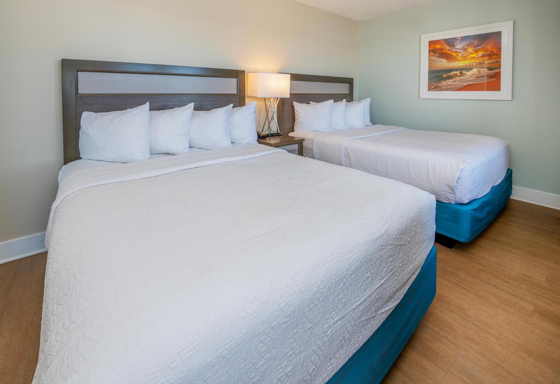 Commander Hotel & Suites photo 82