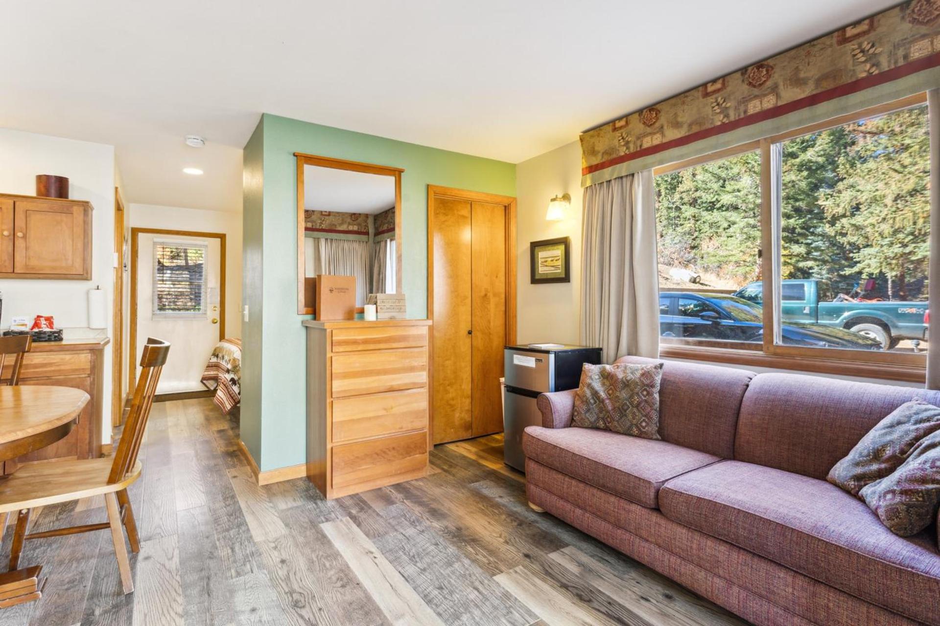 Ponderosa Lodge photo 11